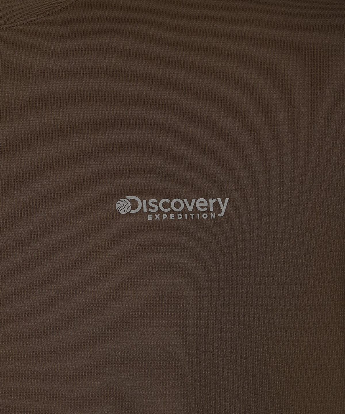 디스커버리 익스페디션(DISCOVERY EXPEDITION) 남성 로고포인트 러닝 티셔츠 (Brown)