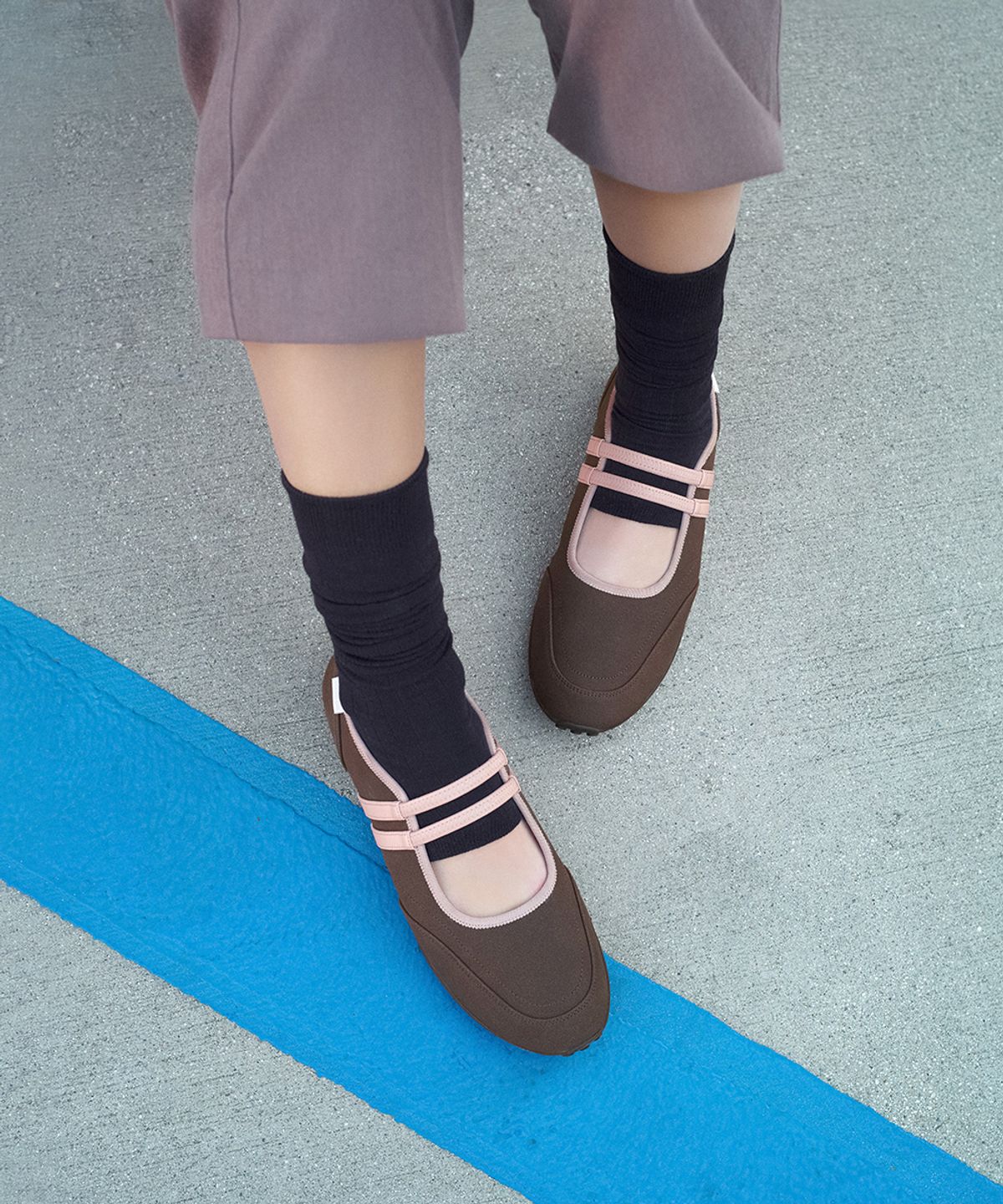 스탠드오일(STAND OIL) Strap Mary Jane Sneakers · 스트랩 메리제인 스니커즈 / 브라운 콤비