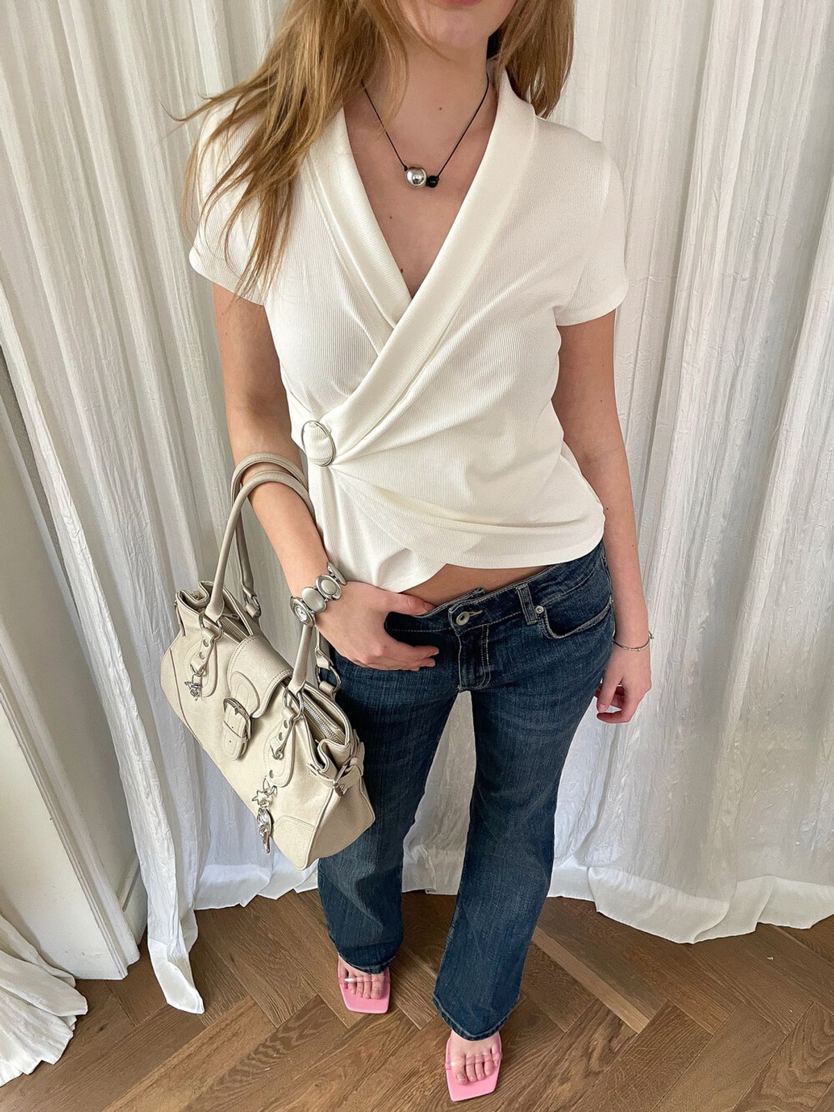 디망쉬(dimanche) V-neck Ring Top (cream)