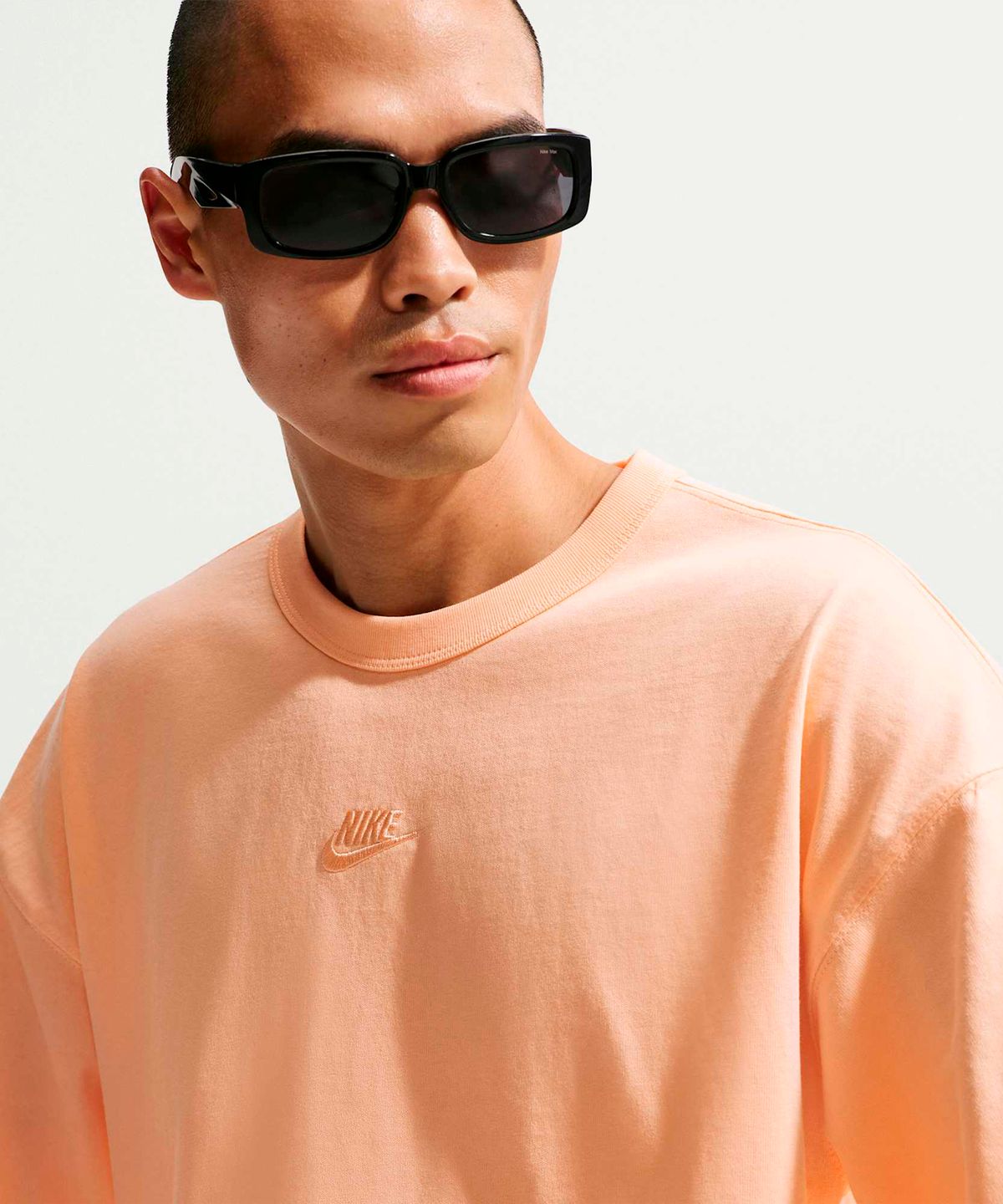 나이키(NIKE) 스포츠웨어 프리미엄 에센셜 오버사이즈 티셔츠 M - 아이스 피치 / IH1130-860