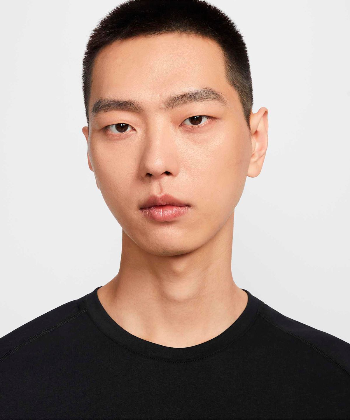 나이키(NIKE) ACG 솔라 체이스 드라이 핏 ADV 트레일 러닝 탑 M - 블랙:서밋 화이트 / IO9678-010