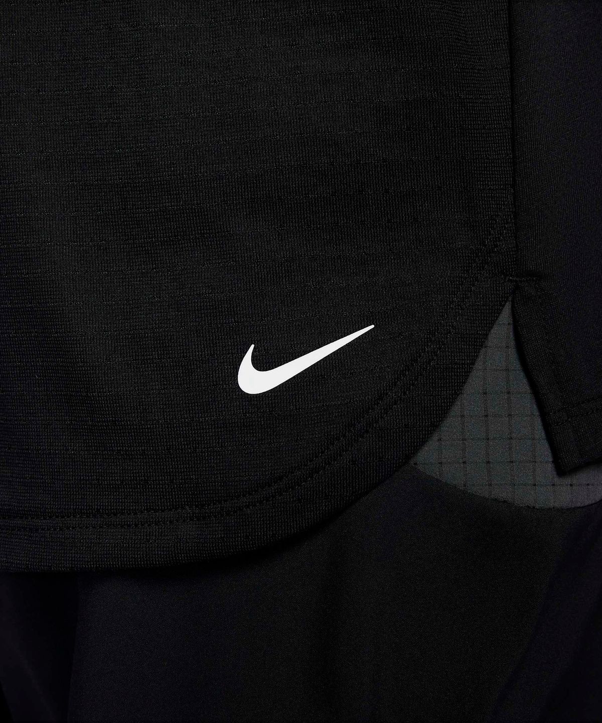 나이키(NIKE) ACG 솔라 체이스 드라이 핏 ADV 트레일 러닝 탑 M - 블랙:서밋 화이트 / IO9678-010