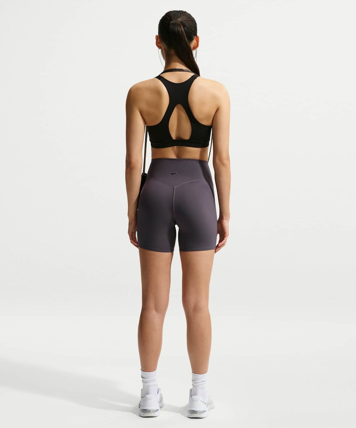 나이키(NIKE) 유니버사 하이웨이스트 5인치 노 프론트 심 바이커 쇼츠 W - 썬더 그레이:다크 쉐도우 / HQ6833-036