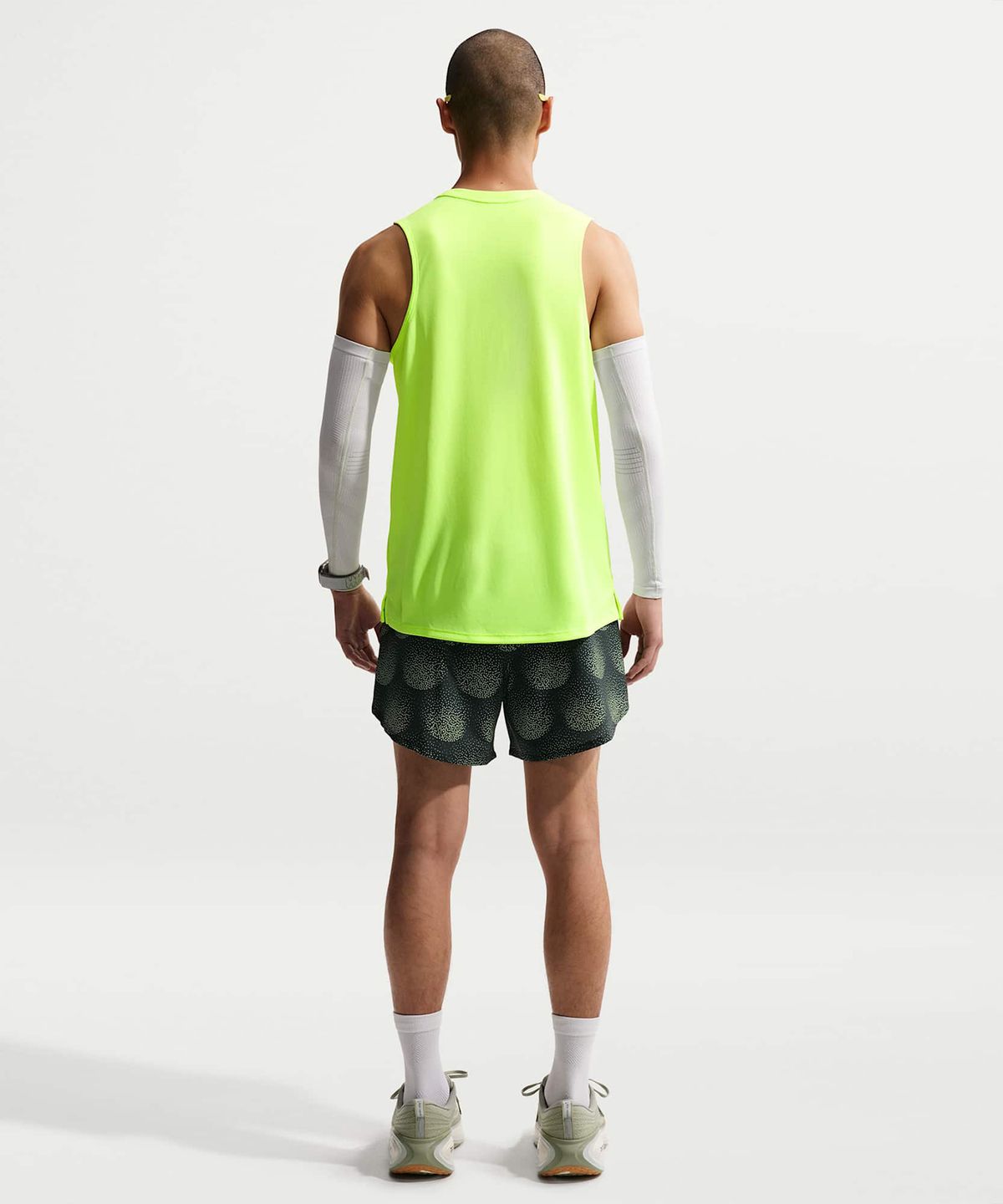 나이키(NIKE) 마일러 드라이 핏 러닝 탱크 탑 M - 볼트 아이스 / IF2019-737