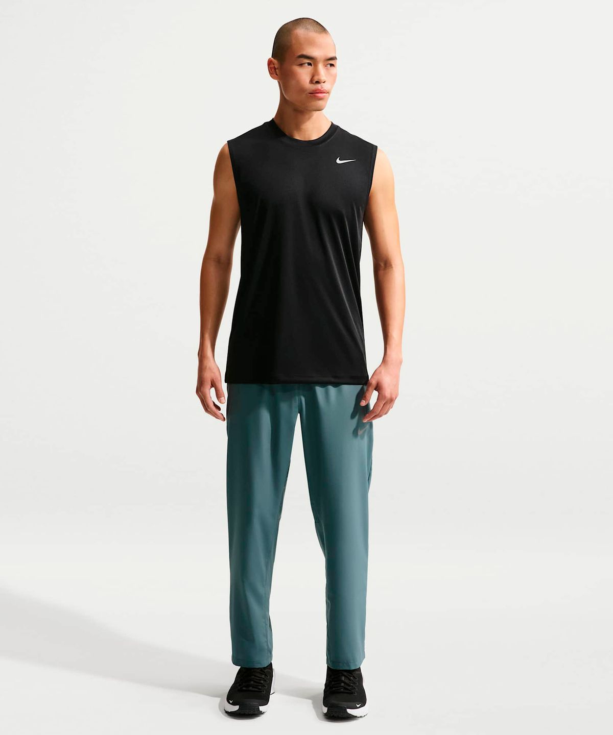 나이키(NIKE) 드라이 핏 민소매 트레이닝 탑 M - 블랙:매트 실버 / IO1430-010