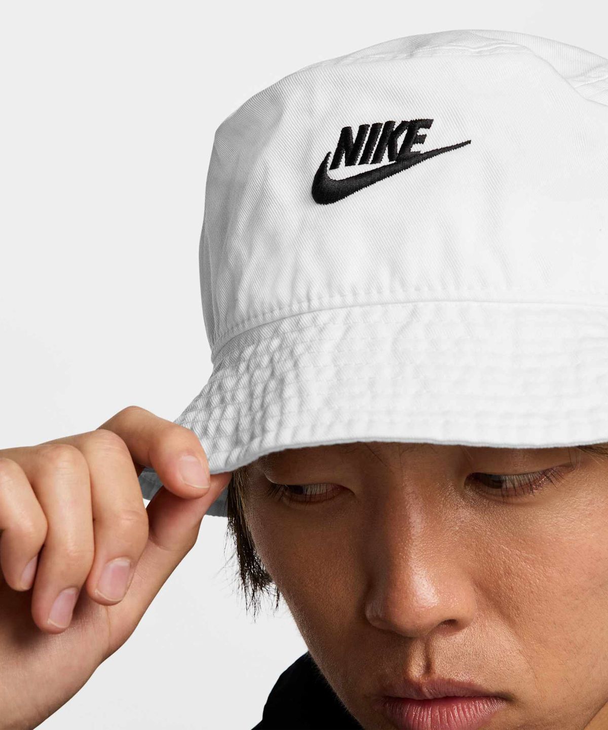 나이키(NIKE) 에이펙스 퓨추라 워시드 버킷 햇 - 화이트:블랙 / FB5381-100