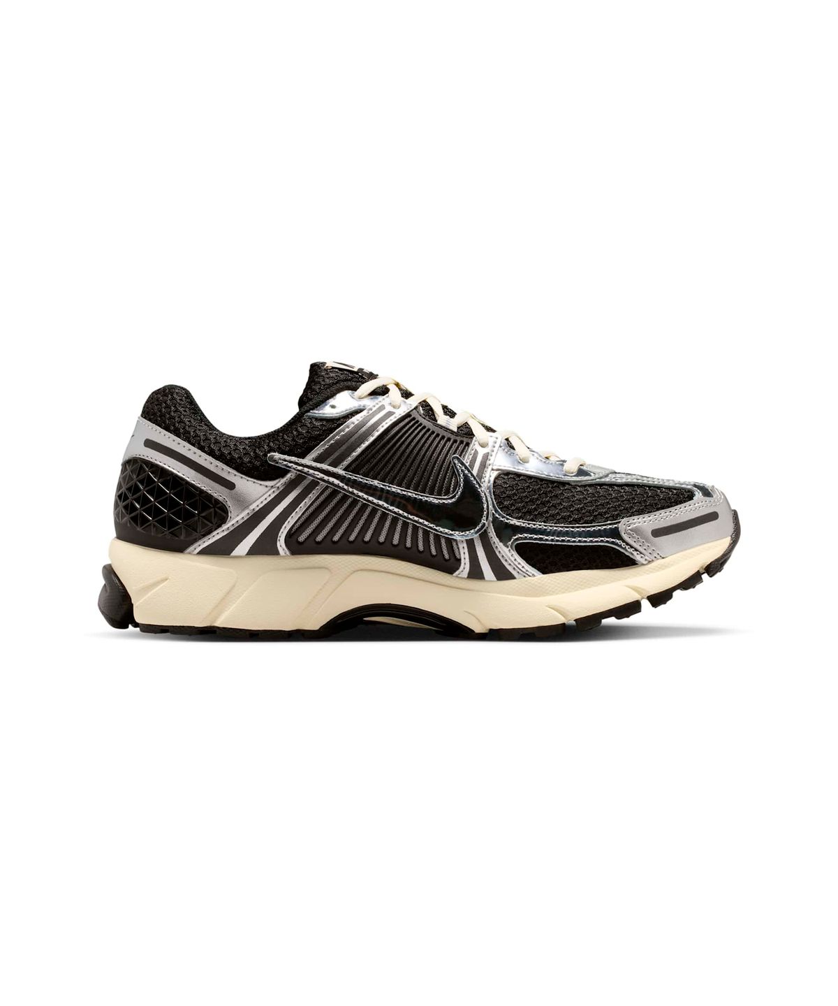 나이키(NIKE) 줌 보메로 5 M - 블랙:메탈릭 실버:코코넛 밀크:크롬 / IM3486-003