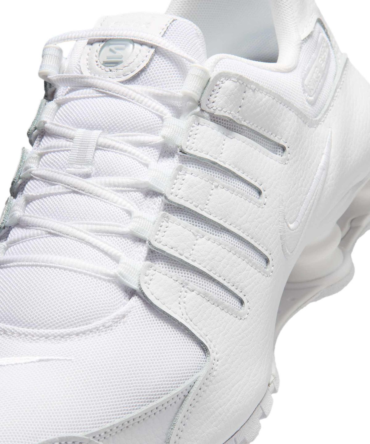 나이키(NIKE) 샥스 NZ M - 화이트 / IQ8263-100