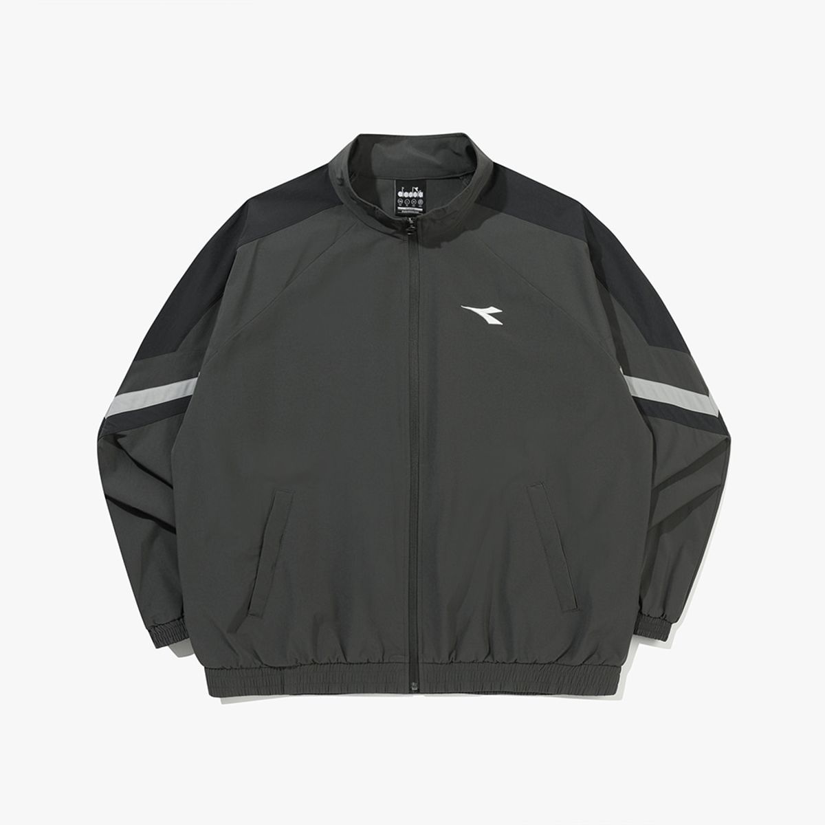 디아도라(diadora) 아이콘 트랙 자켓 CHARCOAL GREY
