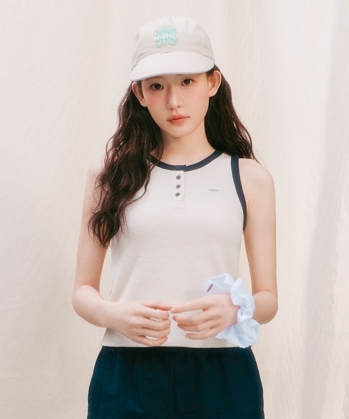 커버낫 우먼(COVERNAT WOMAN) 우먼 플라워 로우 캡 네이비