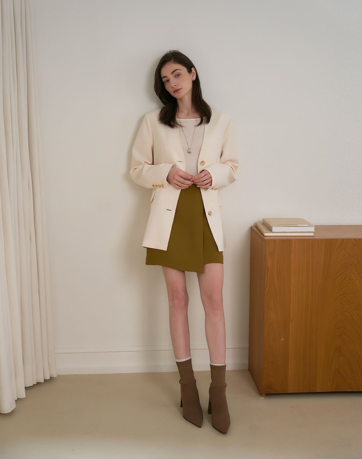 지에마르(GIEMAR) WRAP SKIRT KHAKI 랩 스커트 카키