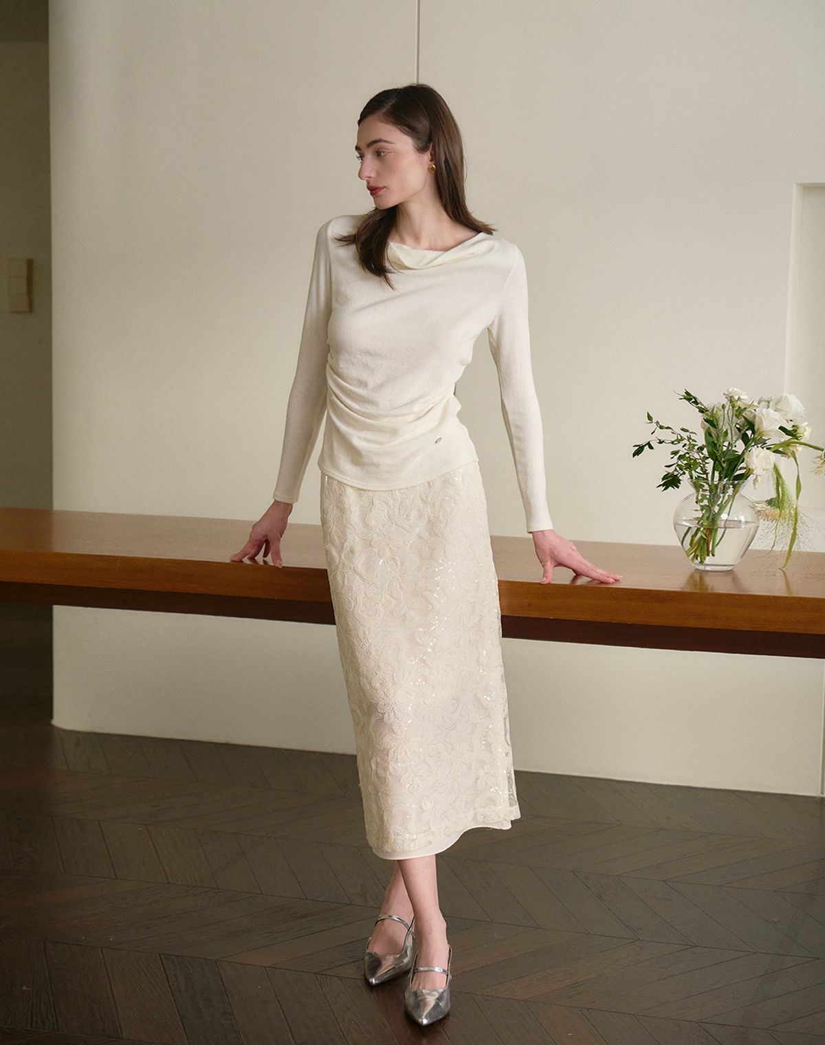 지에마르(GIEMAR) SPANGLE SKIRT IVORY 스팽글 스커트 아이보리