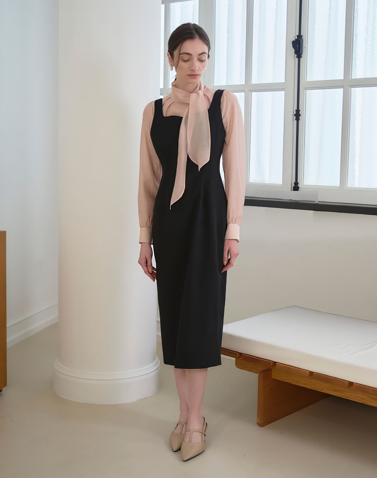 지에마르(GIEMAR) SLEEVELESS DRESS BLACK 슬리브리스 드레스 블랙