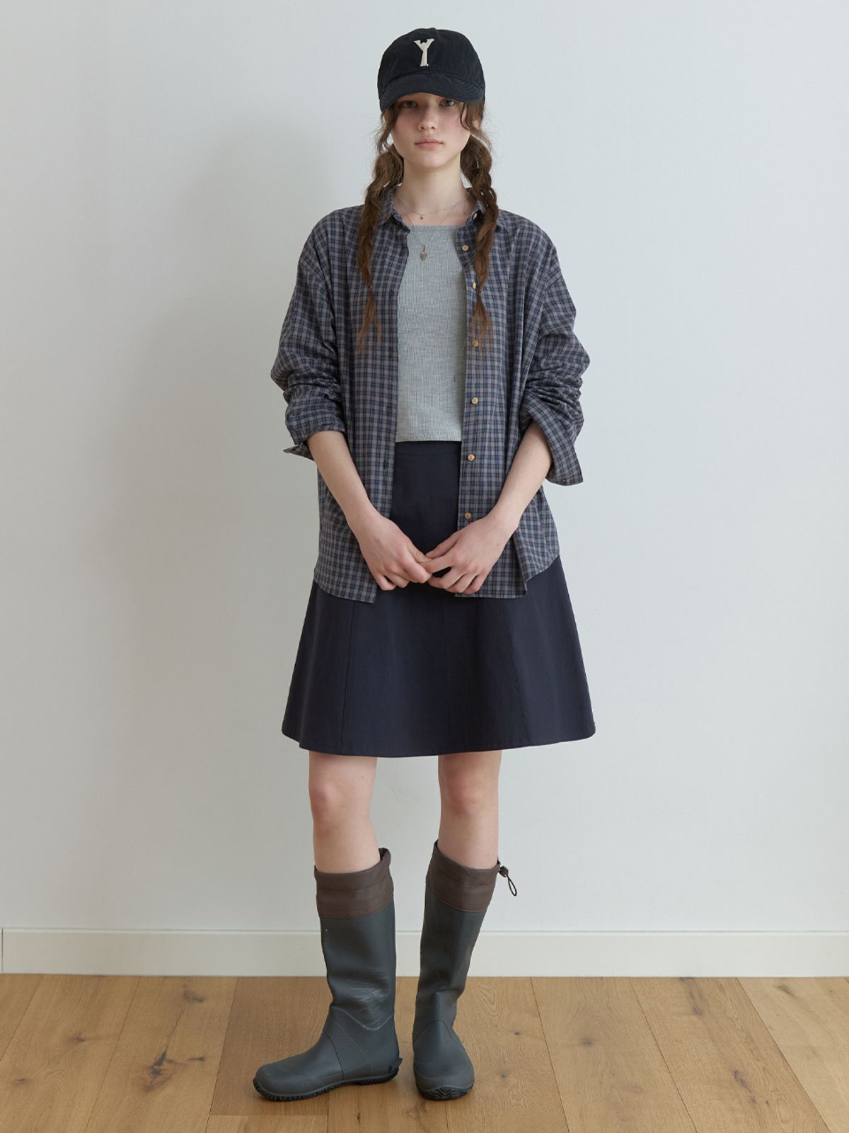 더미튼(THEMITTEN) Befor flare skirt (navy)