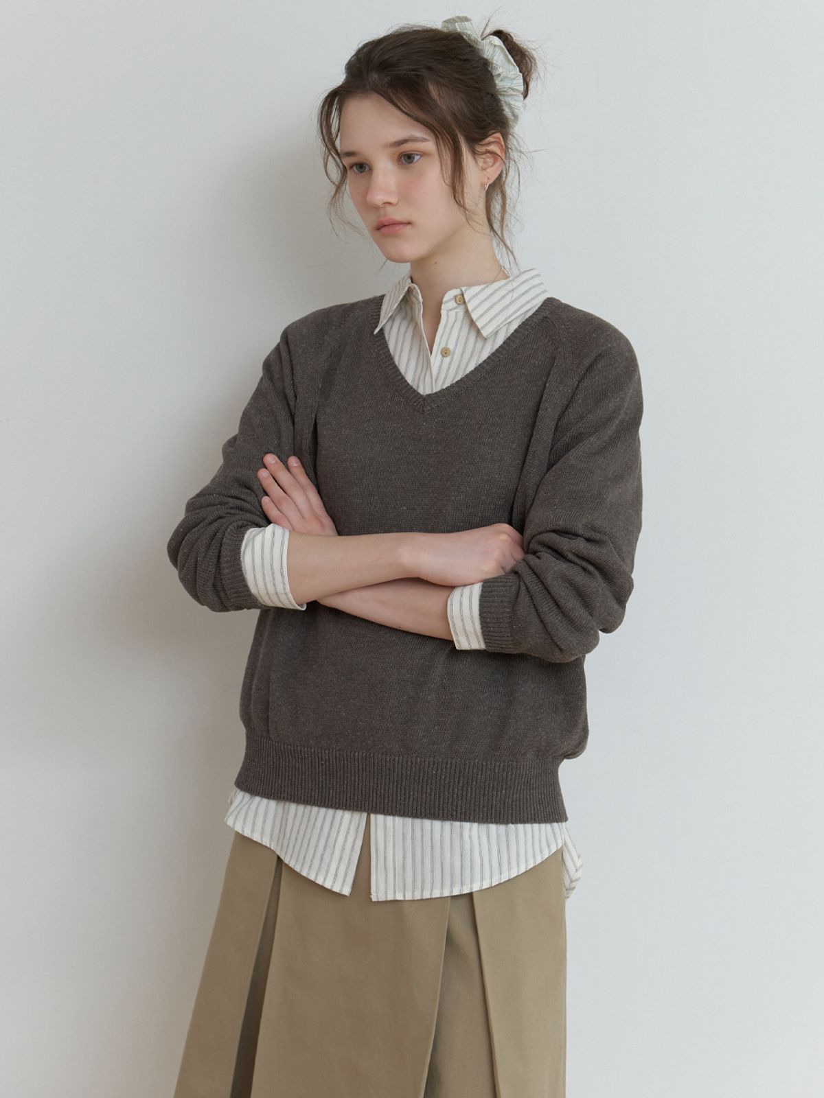 더미튼(THEMITTEN) Farina linen v knit (deep taupe)