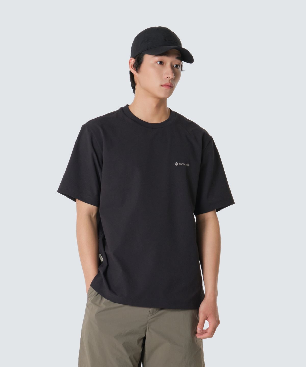 스노우피크 어패럴(SNOWPEAK APPAREL) 클래식 우븐 반팔 티셔츠 (S26MUTTS16) Black