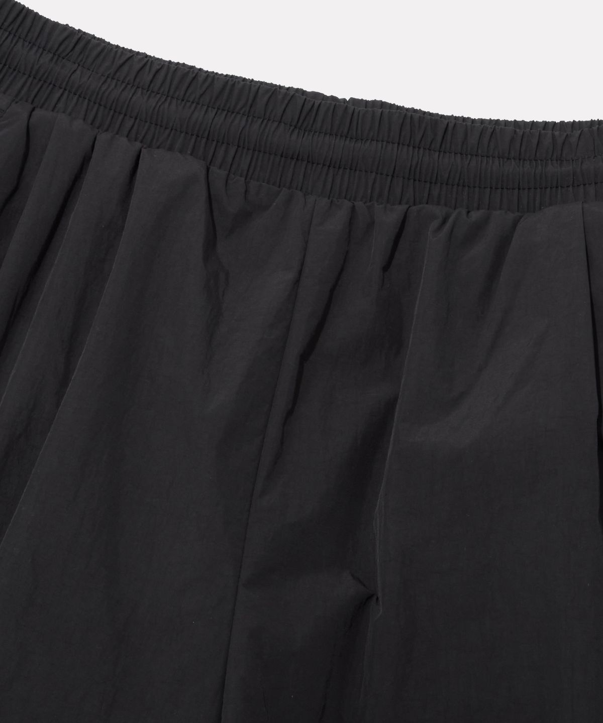 리복(REEBOK) 나일론 카고 버뮤다 쇼츠 - 블랙