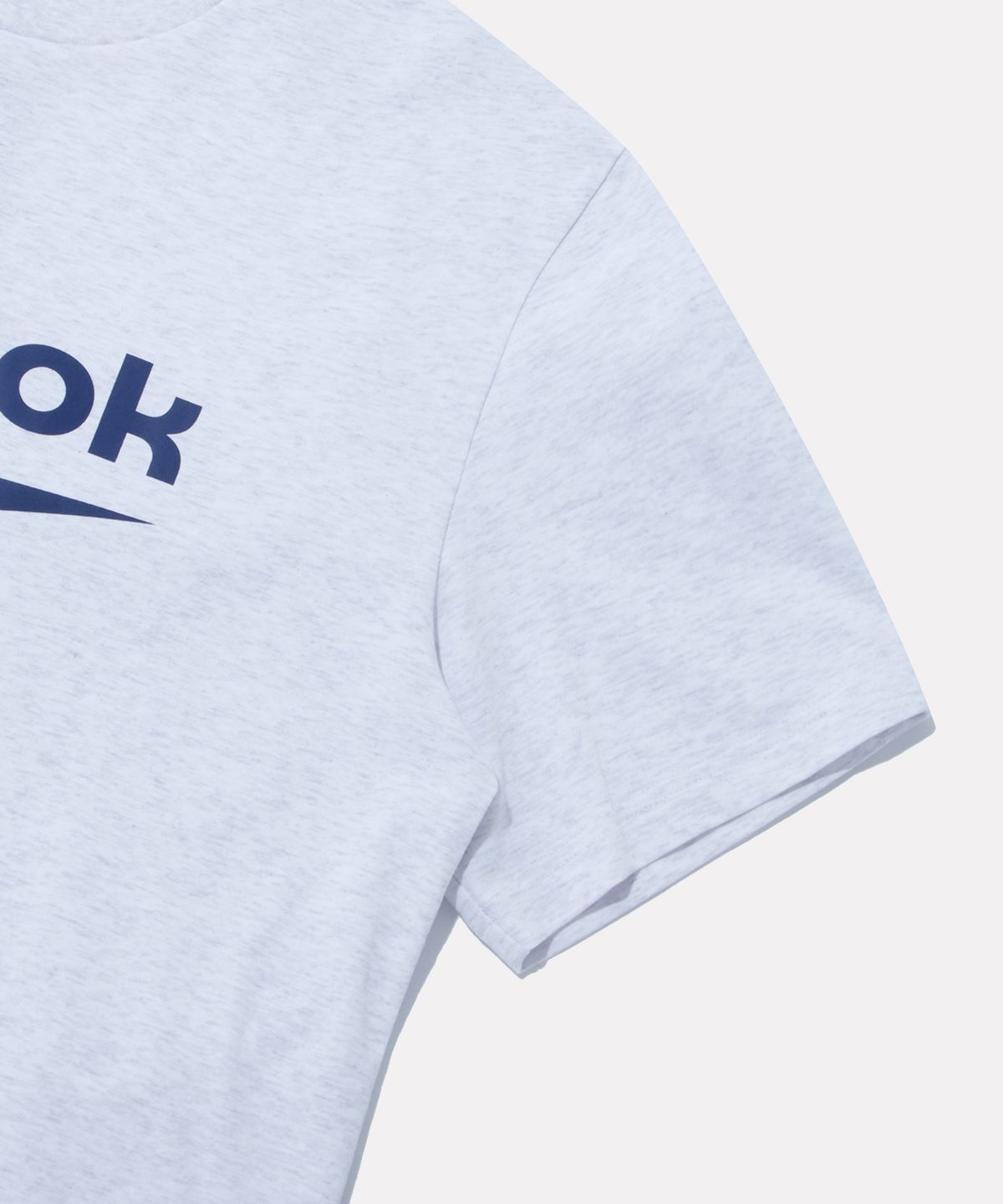 리복(REEBOK) 에센셜 빅로고 반팔티 - 라이트 멜란지 그레이