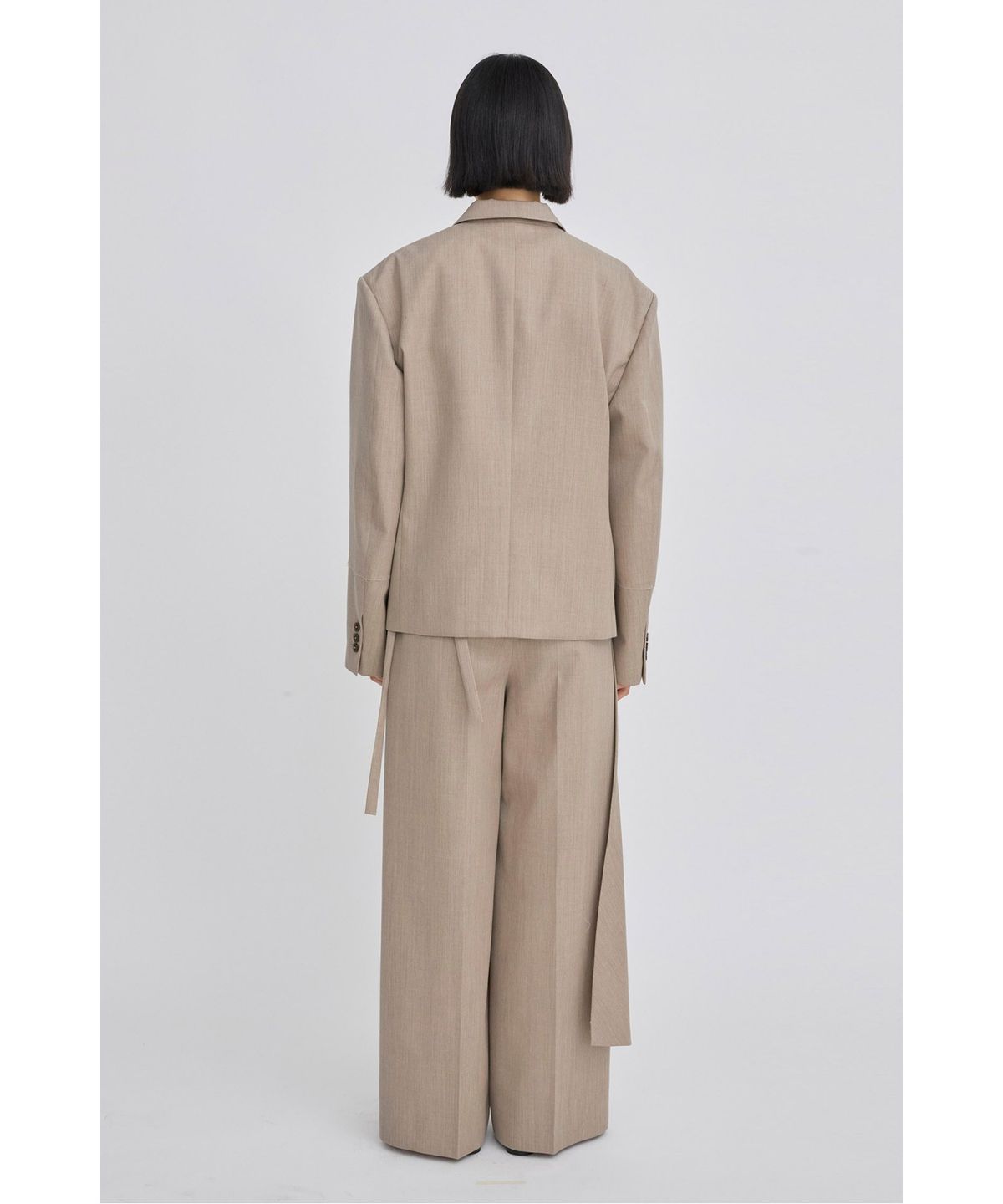래코드(RECODE) Oversized Raw-Edged Jacket RQJAS26506BEX