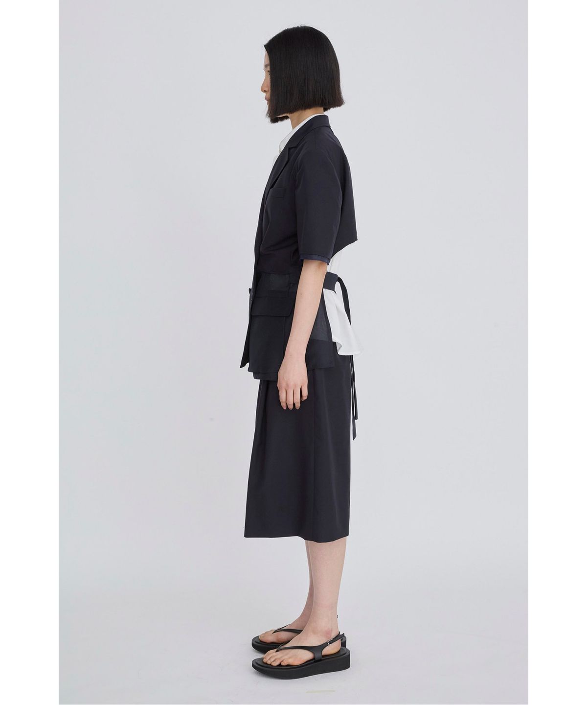 래코드(RECODE) Open-Back Half Jacket  RQJAM26507NYX