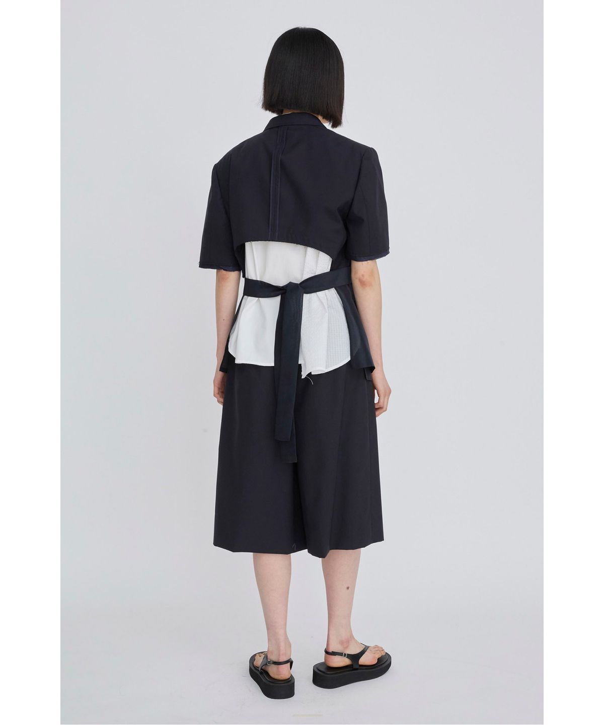 래코드(RECODE) Open-Back Half Jacket  RQJAM26507NYX