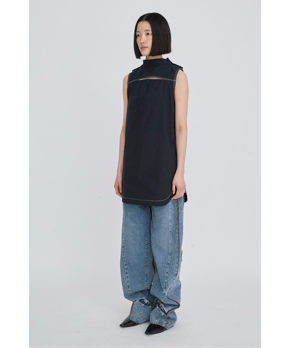 래코드(RECODE) Front Slit Sleeveless Shirt RQSAM26515NYX