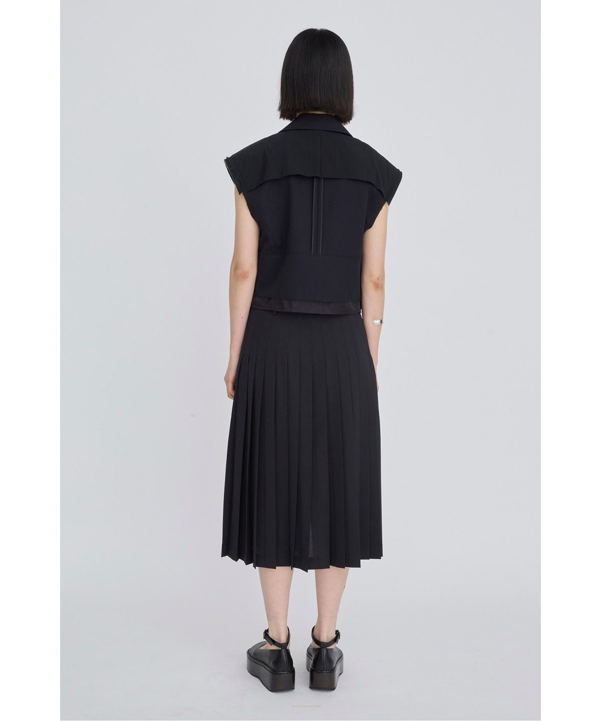 래코드(RECODE) Exposed Layer Cropped Vest RQVAM26509NYX