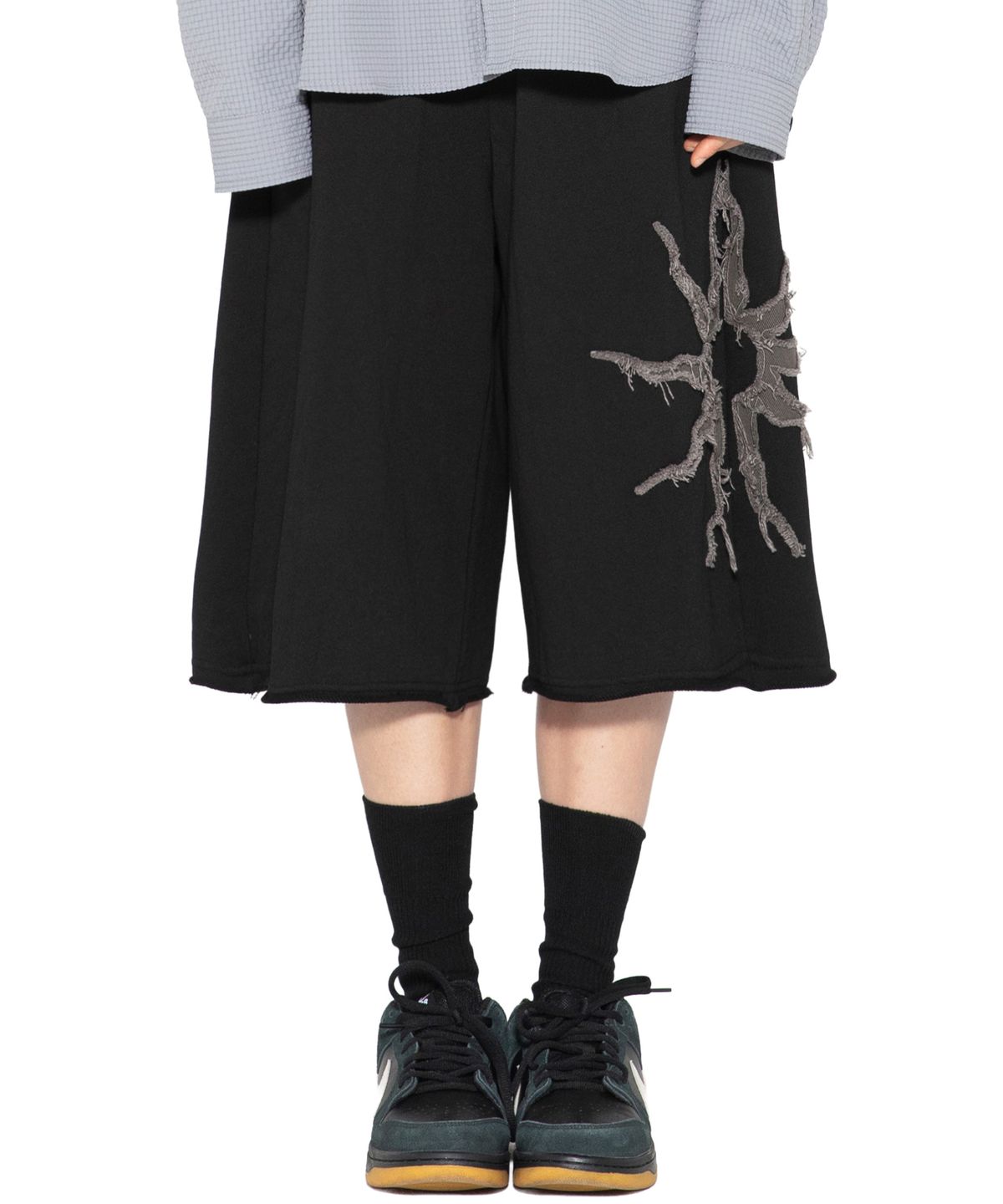 엑스톤즈(XTONZ) XP327 선샤인 버뮤다 스웨트 팬츠 (BLACK)