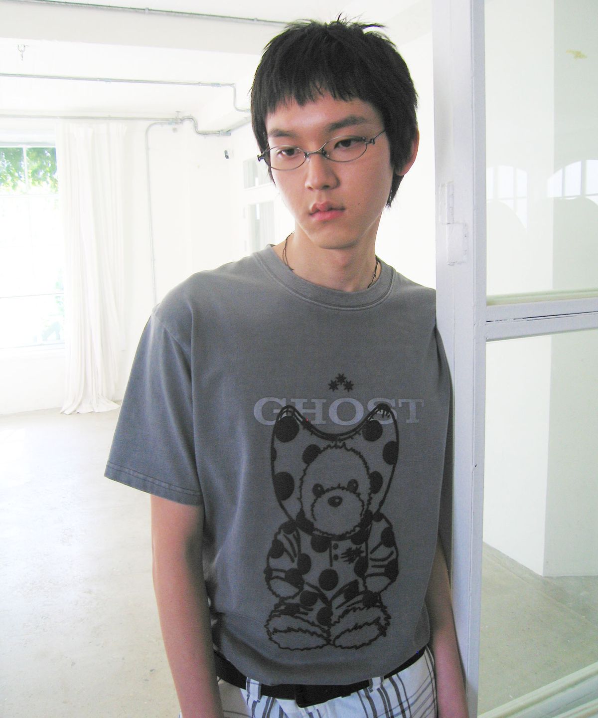 나이스고스트클럽(NICEGHOSTCLUB) DEVIL BEAR DOLL PIGMENT DYED TEE_CHARCOAL(NG2GMUT509A)