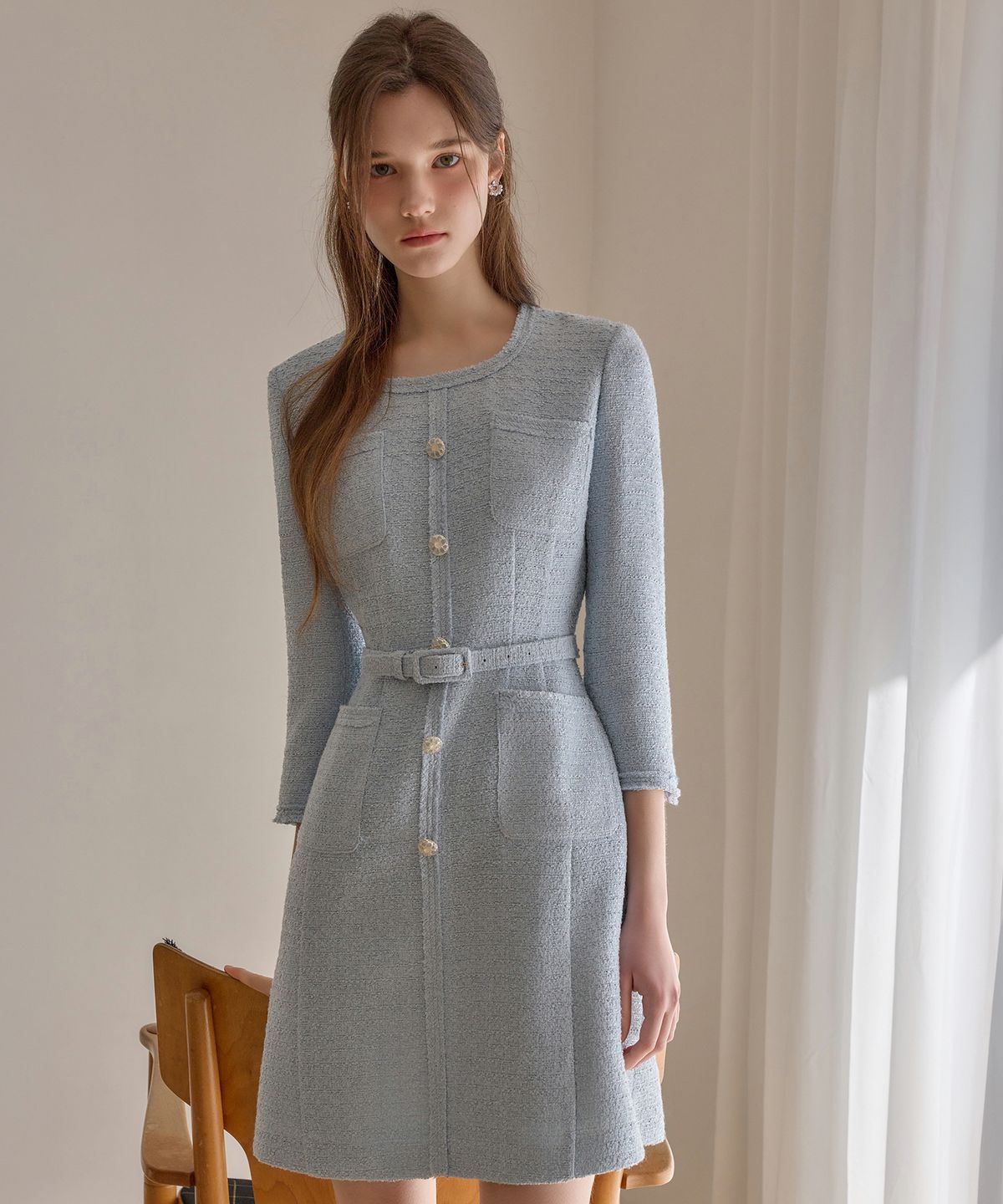 쥴리앤칼라(JULIY&CALLA) 26SS Calla136 쉬비긴즈 벨라 트위드 원피스 스카이블루