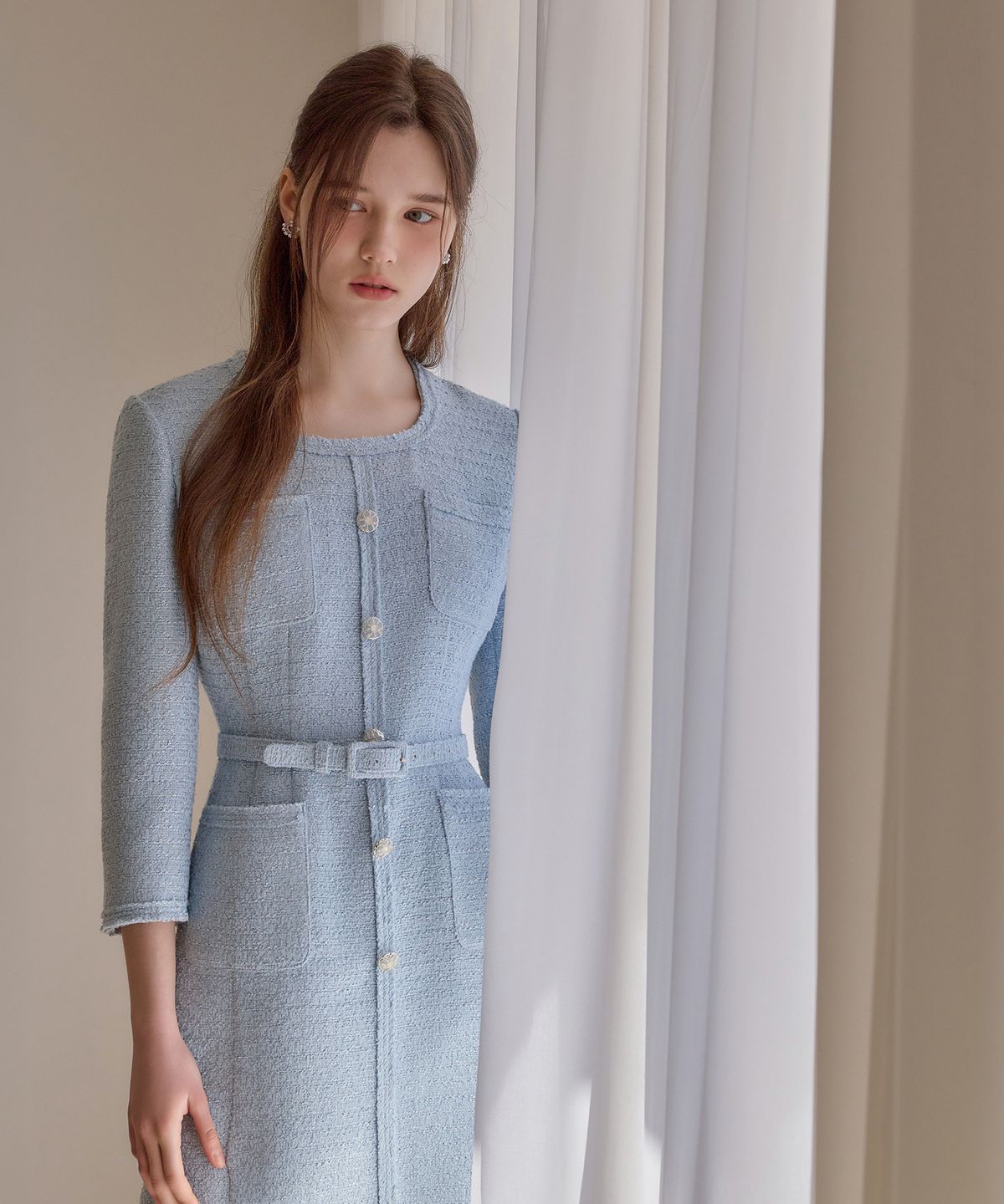 쥴리앤칼라(JULIY&CALLA) 26SS Calla136 쉬비긴즈 벨라 트위드 원피스 스카이블루