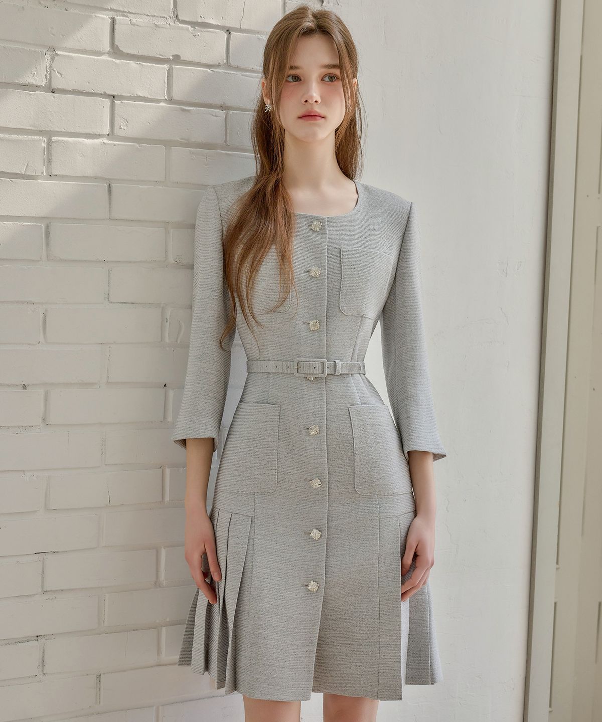 쥴리앤칼라(JULIY&CALLA) 26SS Calla135 쉬비긴즈 엘라플리츠 트위드 원피스 _보카시 블랙
