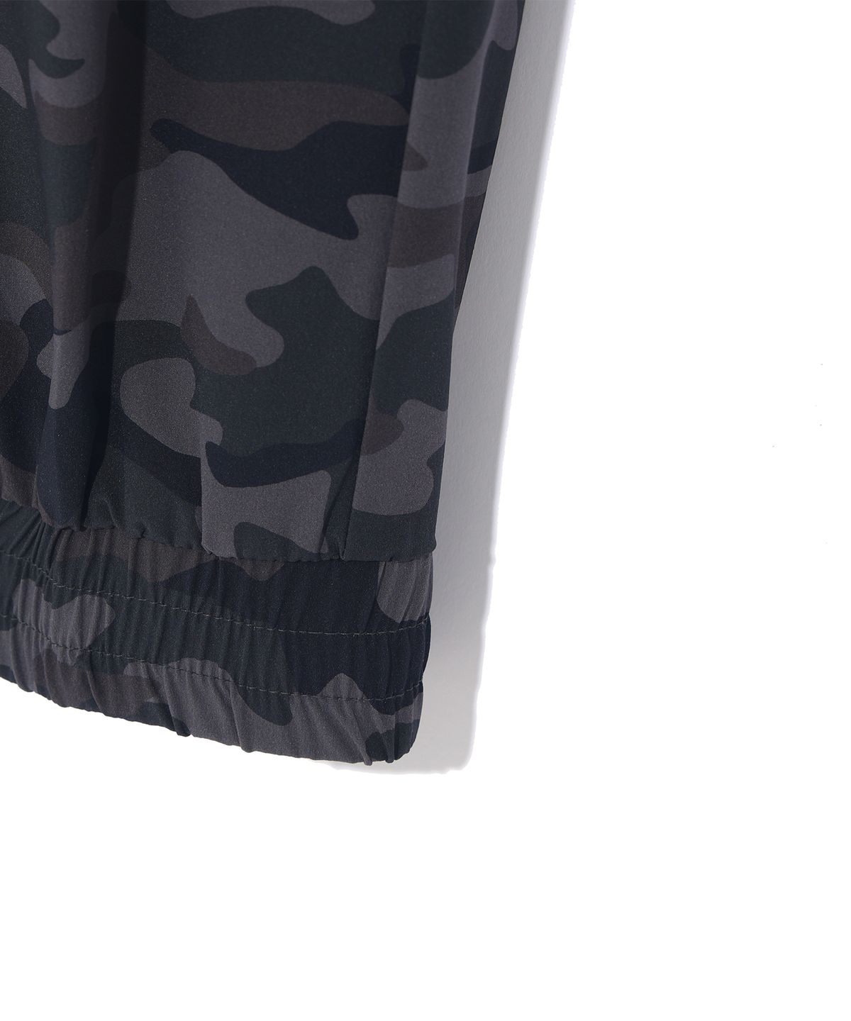 벙커버스터(BUNKERBUSTER) 카모플라쥬 카고 조거 팬츠 MQ7PU477_KHAKI