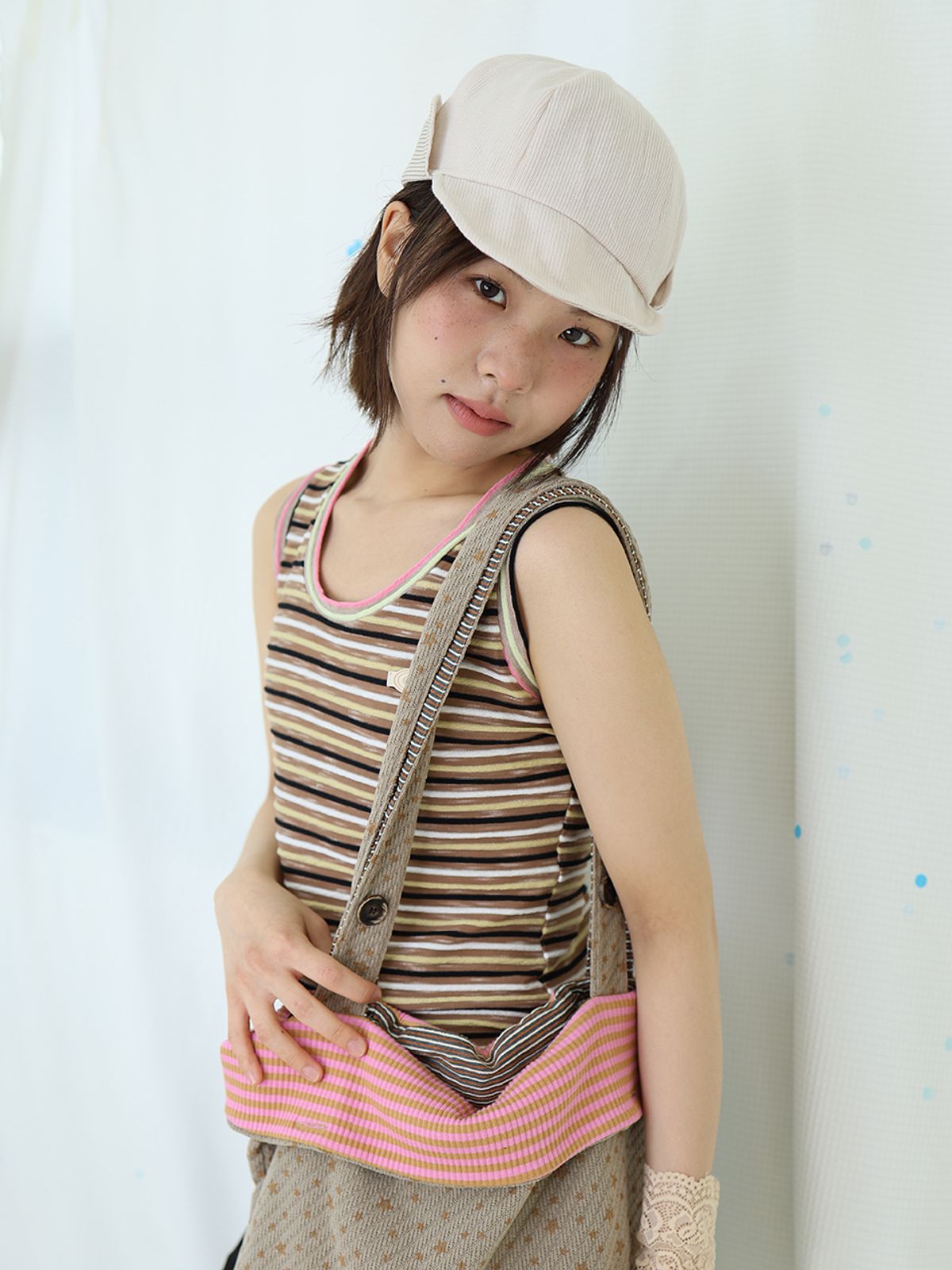 무음(MUWM) 플립 슬리브 리버시블 숄더백 Flip Sleeve Shoulder Bag (Beige)