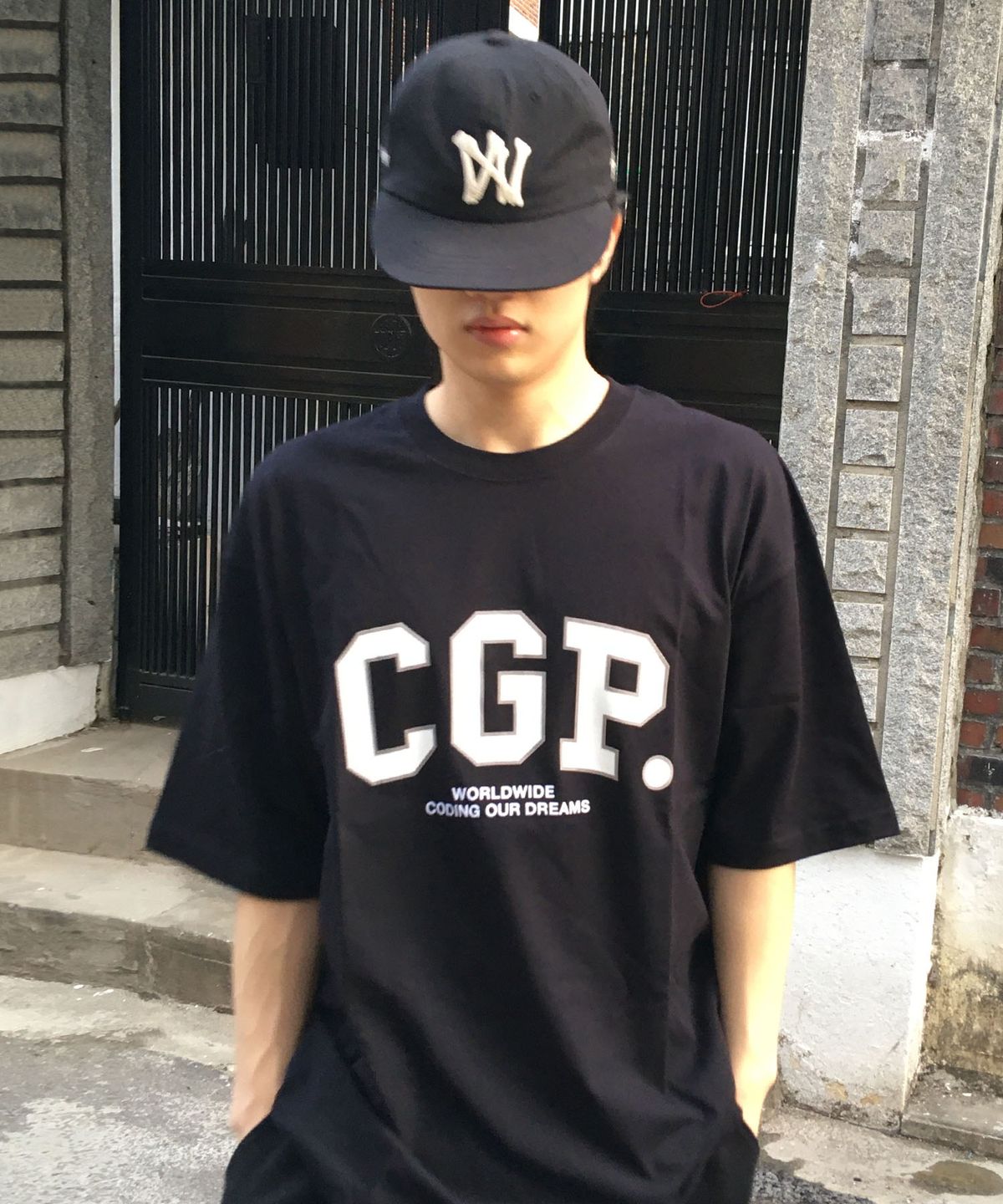 코드그라피(CGP) 빅오버핏 CGP 아치 로고 반소매 티셔츠-블랙