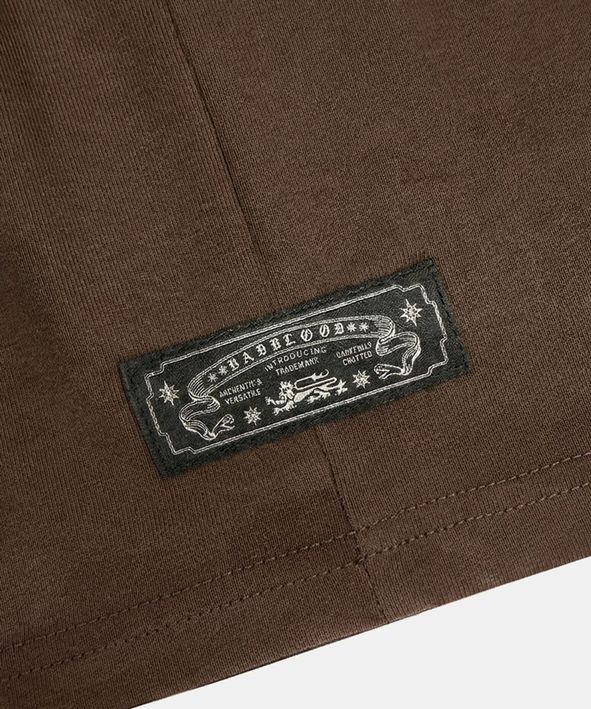 배드블러드(BADBLOOD) Viper Logo Mock-Neck Cap Sleeve - Brown