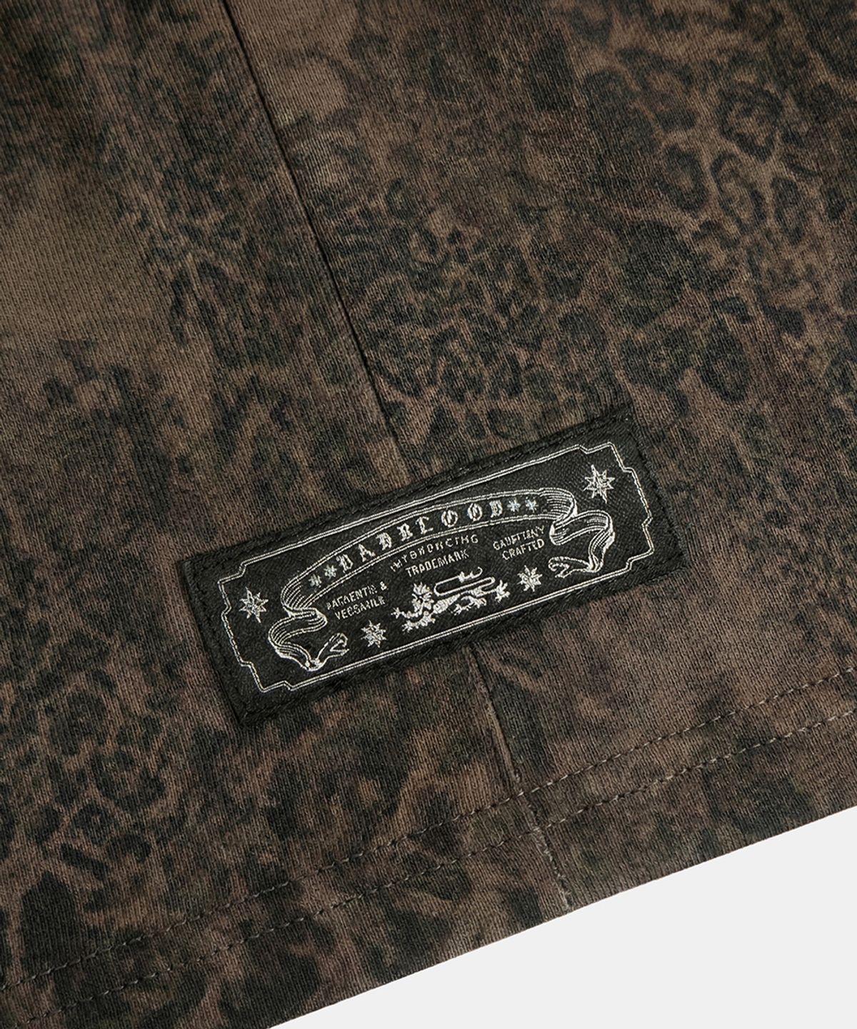 배드블러드(BADBLOOD) Viper Logo Mock-Neck Cap Sleeve - Leopard