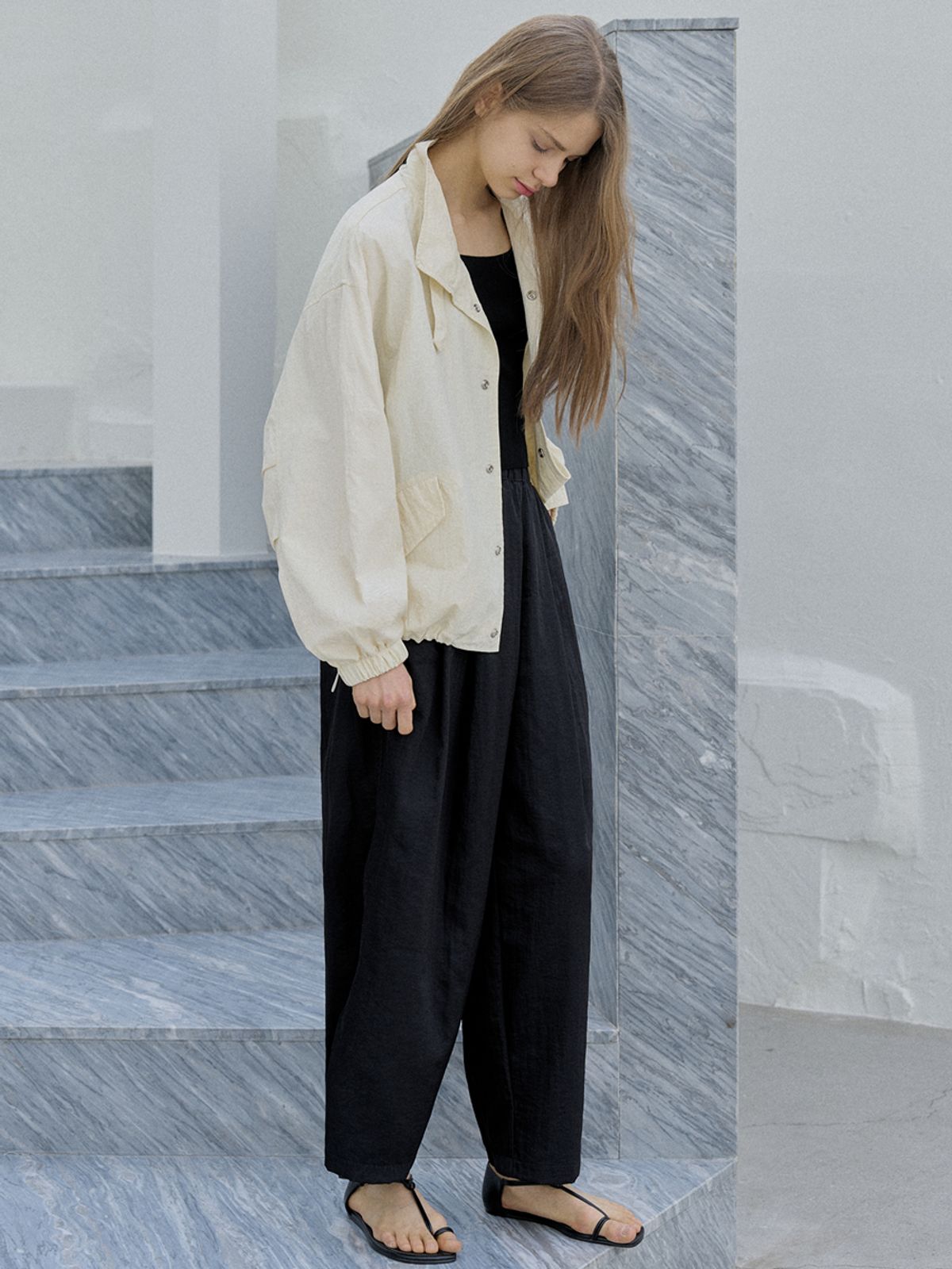 아방(AVANT-G) Nylon Windbreakert  Jumper - CREAM