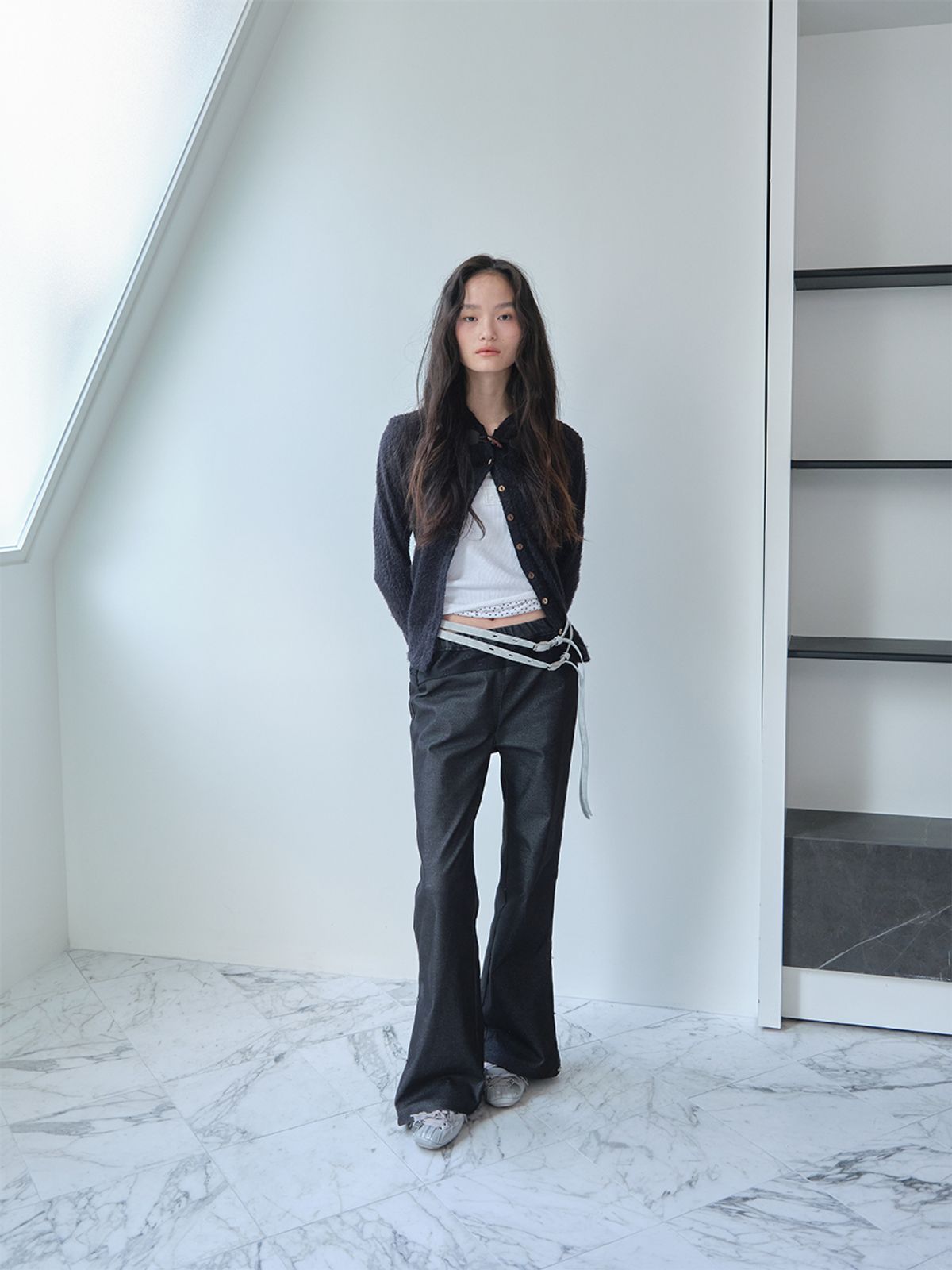 무음(MUWM) 플레어 레이스 스트레치 팬츠 Flare Lace Stretch Pants (Black)
