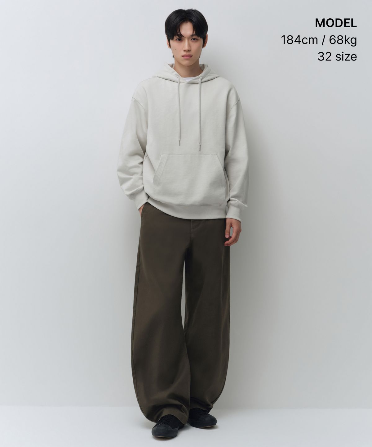 무신사 스탠다드(MUSINSA STANDARD) 솔리드 CP 커브드 치노 팬츠 (7 colors)