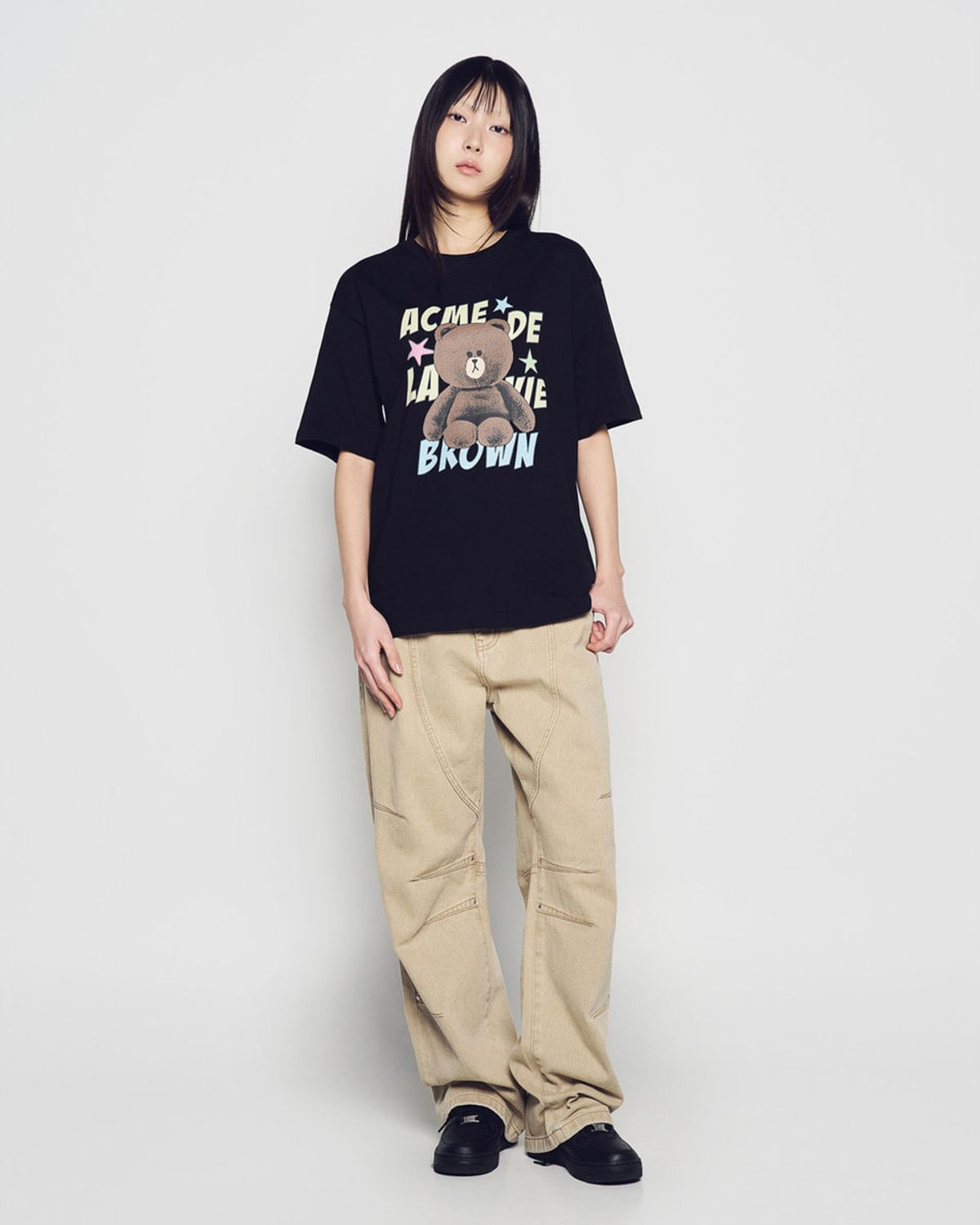 아크메드라비(ACME DE LA VIE) LINE FRIENDS BROWN STAR SHORT SLEEVE T-SHIRT