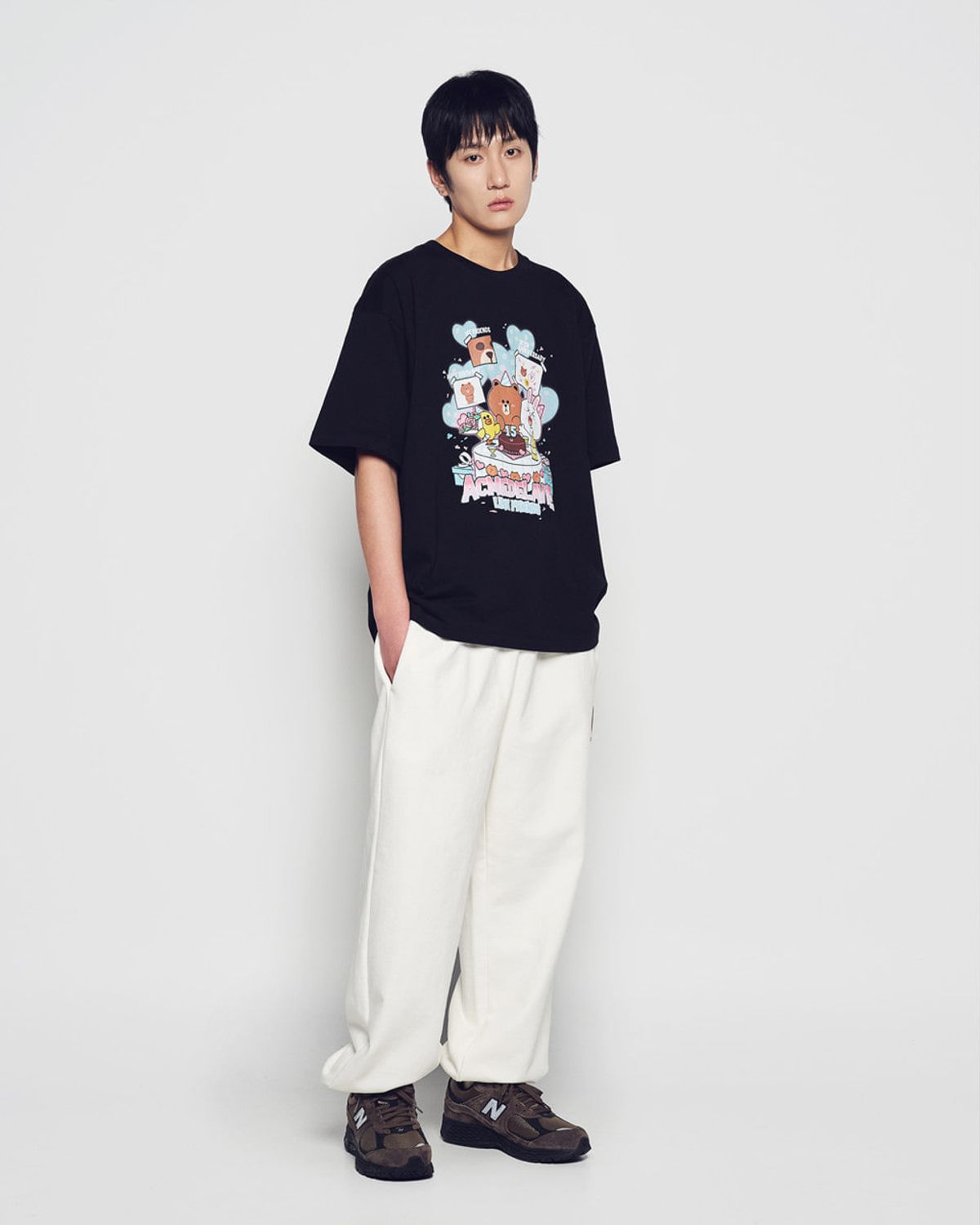 아크메드라비(ACME DE LA VIE) 15TH PARTY LINE FRIENDS SHORT SLEEVE T-SHIRT