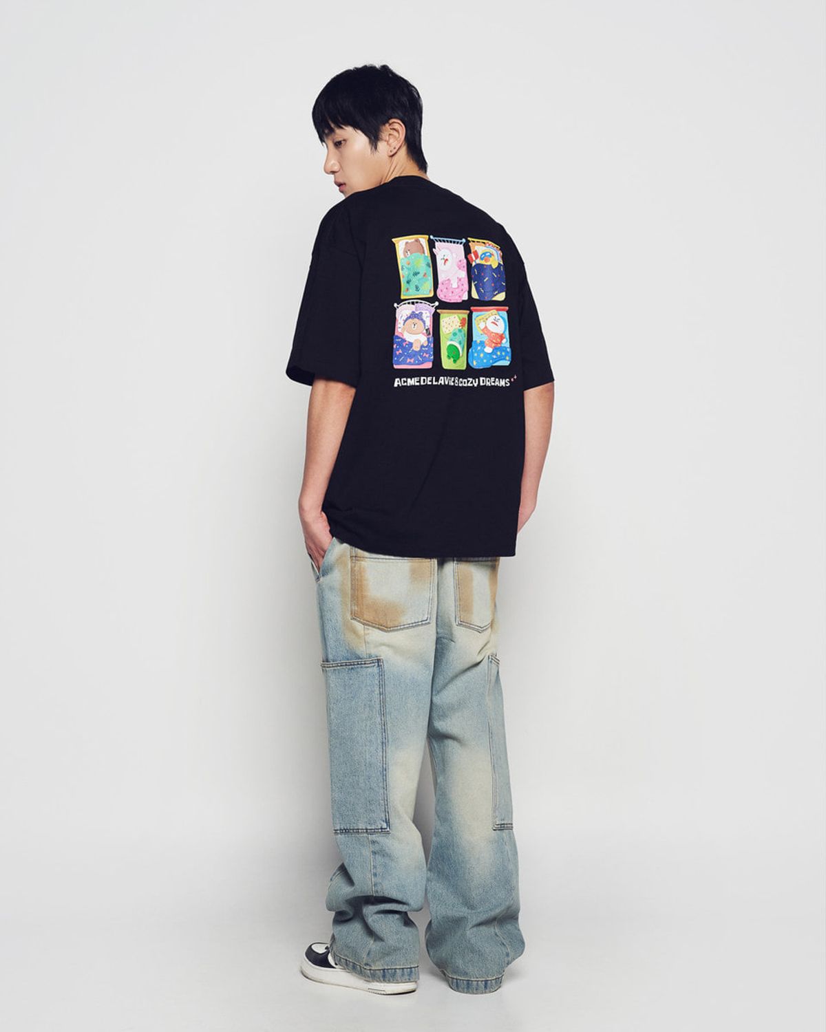 아크메드라비(ACME DE LA VIE) SLEEPING LINE FRIENDS SHORT SLEEVE T-SHIRT