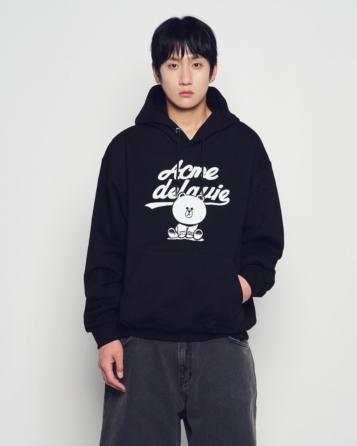 아크메드라비(ACME DE LA VIE) AUTHENTIC LINE FRIENDS HOODIE