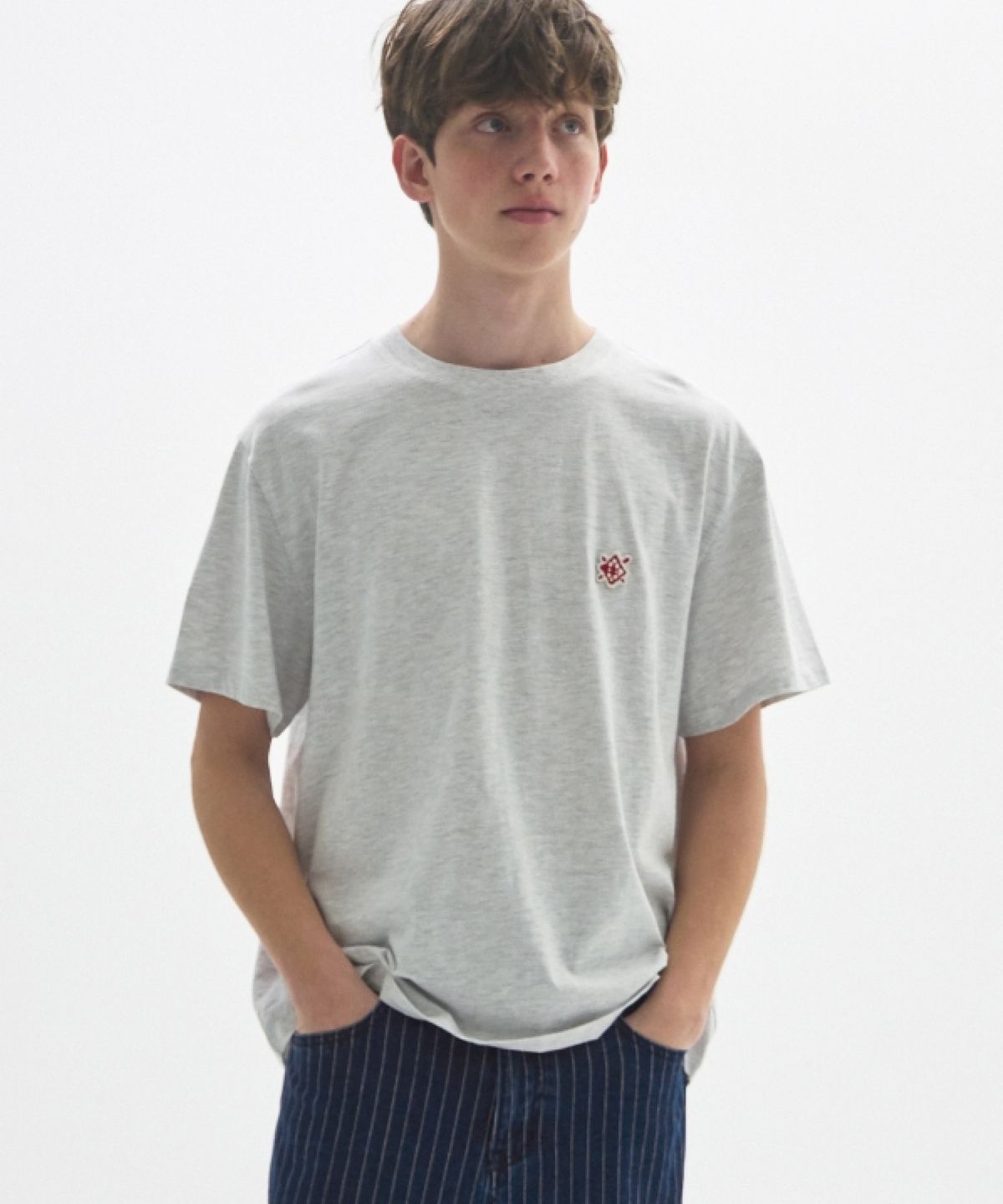 문선 아카이브(MOONSUN ARCHIVE) M.C UNISEX, Small Argyle Patch T-Shirt / MELANGE GRAY