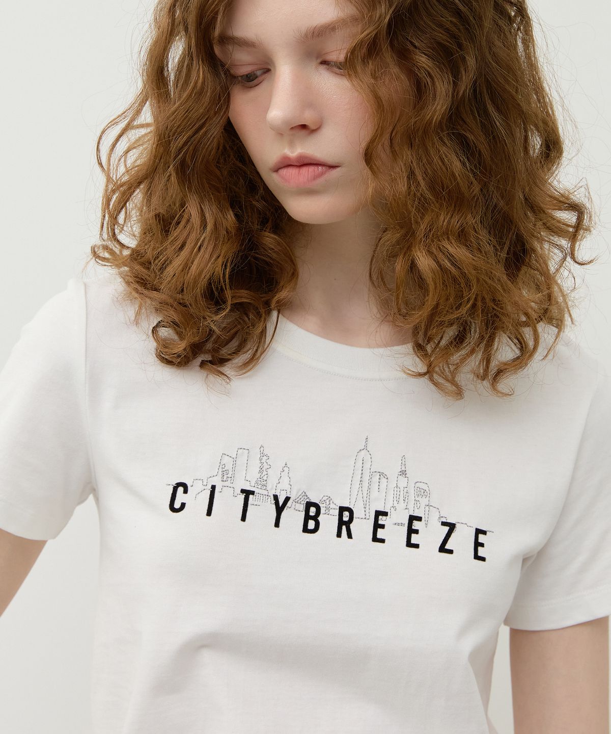 시티브리즈(CITYBREEZE) 스카이라인 반팔 티셔츠_WHITE
