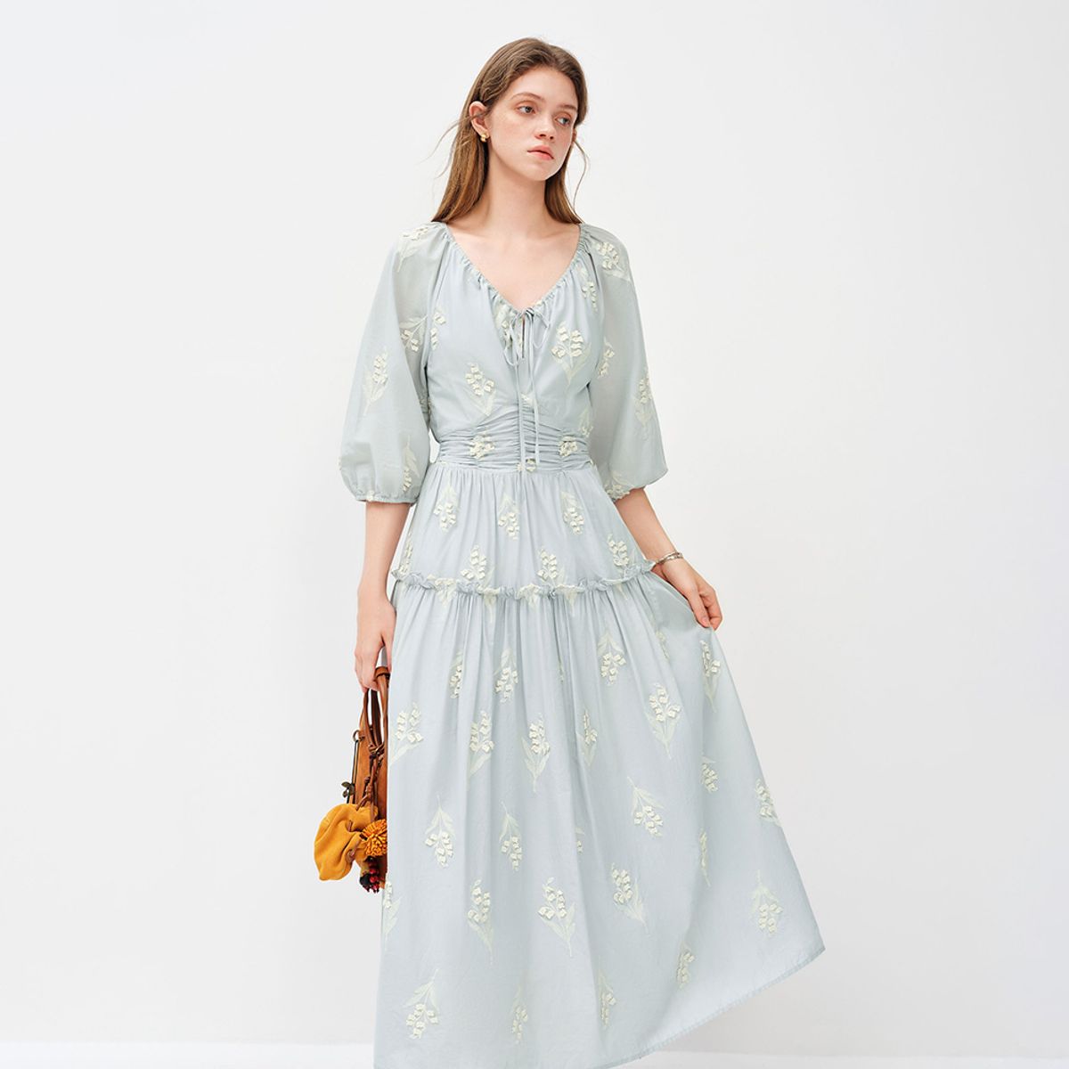 웬스데이딜라잇(WEDNESDAY DELIGHT) WD_Floral shirring v-neck dress_2color