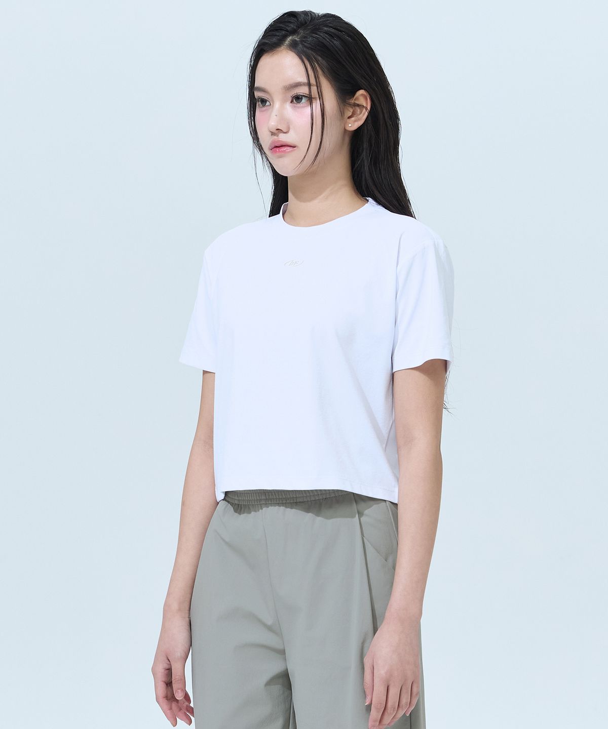 블랙몬스터핏(BLACK MONSTER FIT) 소로나 심볼 크롭 숏슬리브 (2color) / BM260202