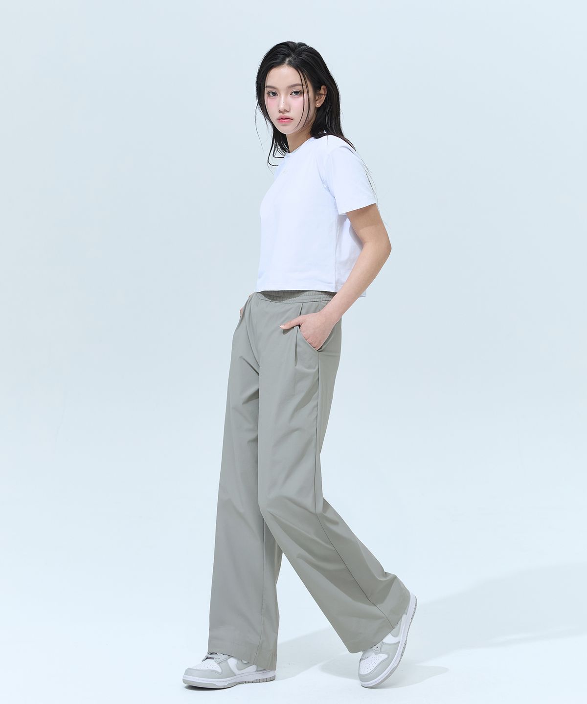 블랙몬스터핏(BLACK MONSTER FIT) 소로나 심볼 크롭 숏슬리브 (2color) / BM260202