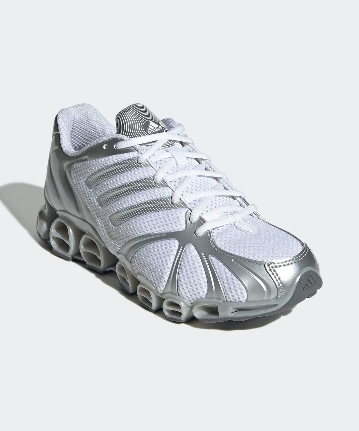 아디다스(ADIDAS) 메가 고스트라이드 - 화이트:실버메탈릭 / JQ0555